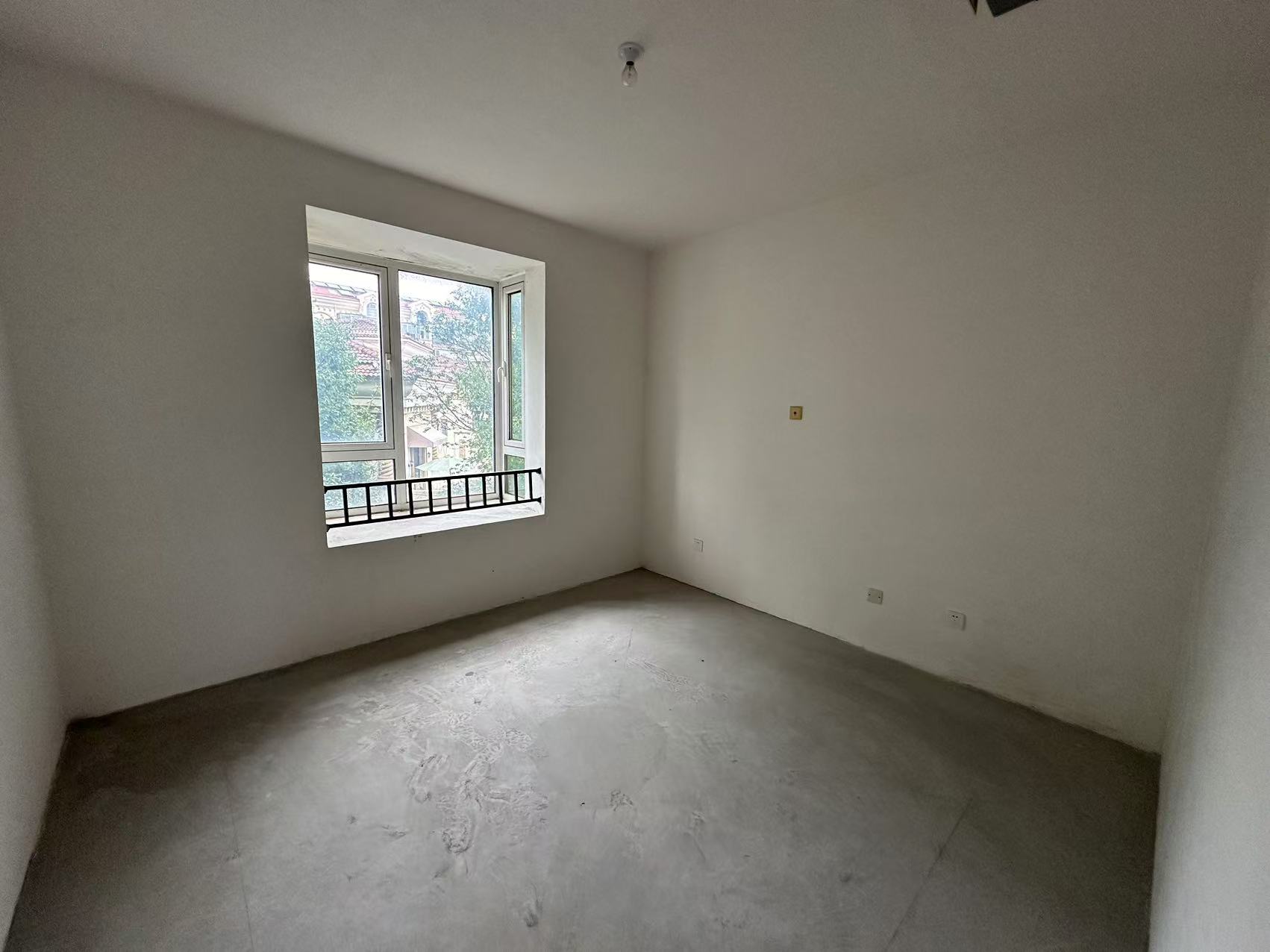 军山花园 1室1厅1卫 59.00m&sup2;