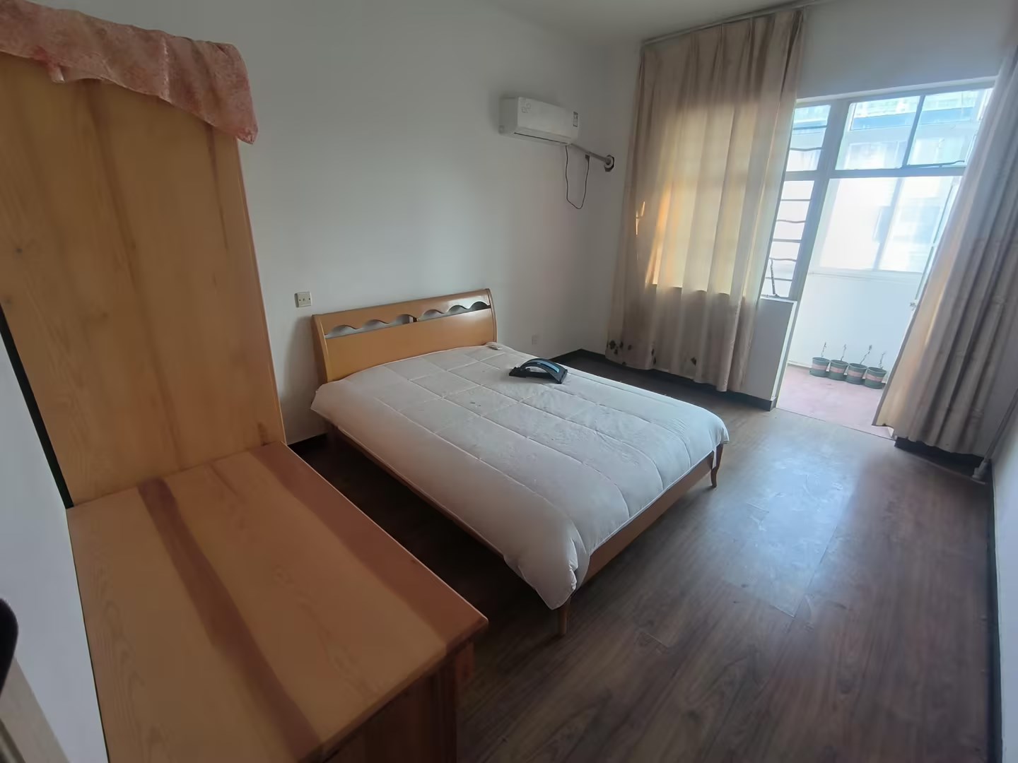 华威园 1室1厅1卫 47.65m&sup2;