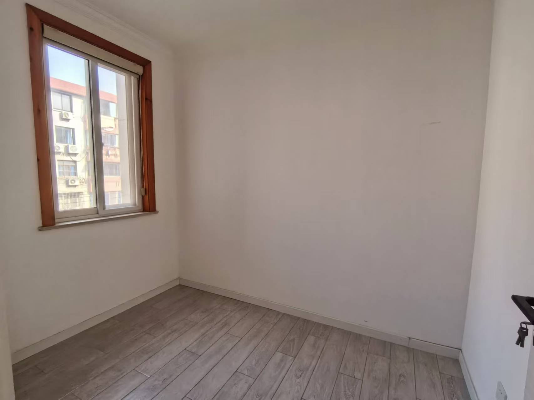 新建路新村(新建花苑) 3室1厅1卫 71m&sup2;