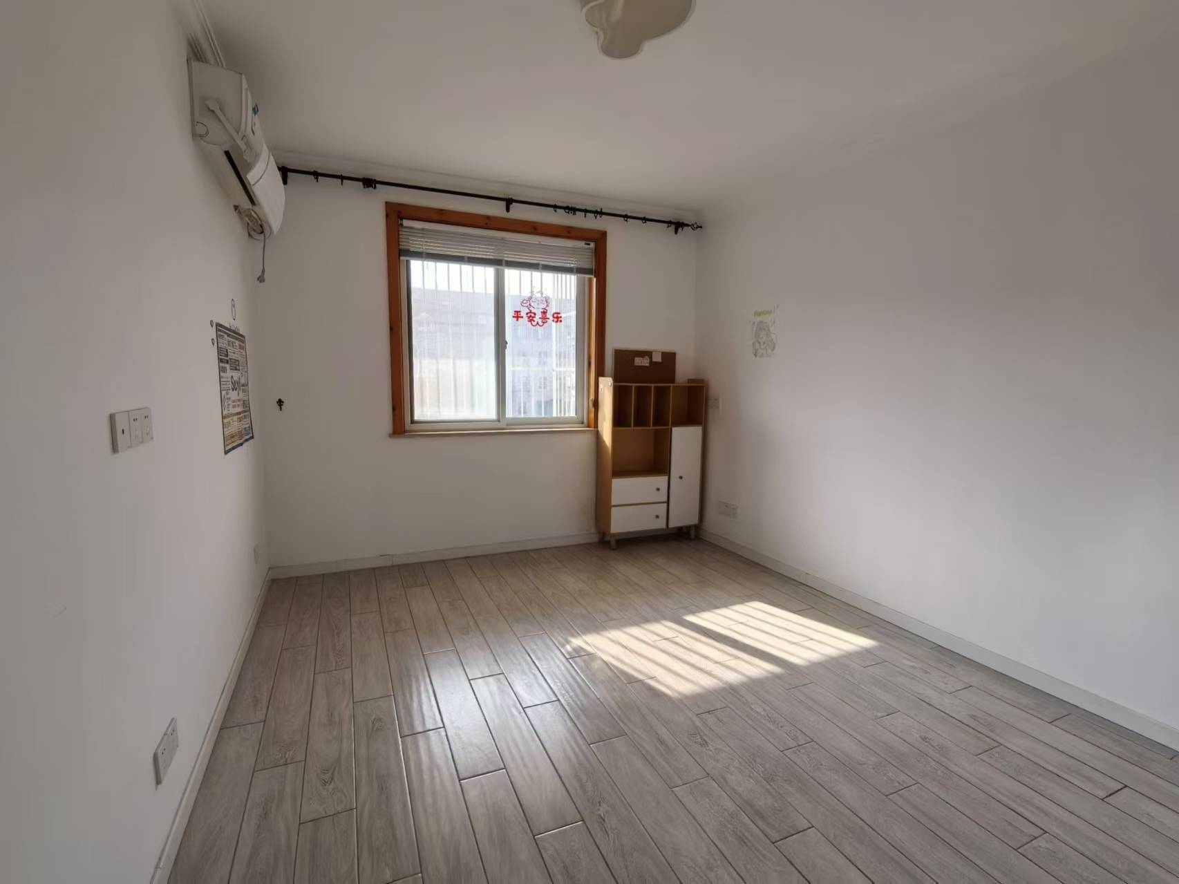 新建路新村(新建花苑) 3室1厅1卫 71m&sup2;
