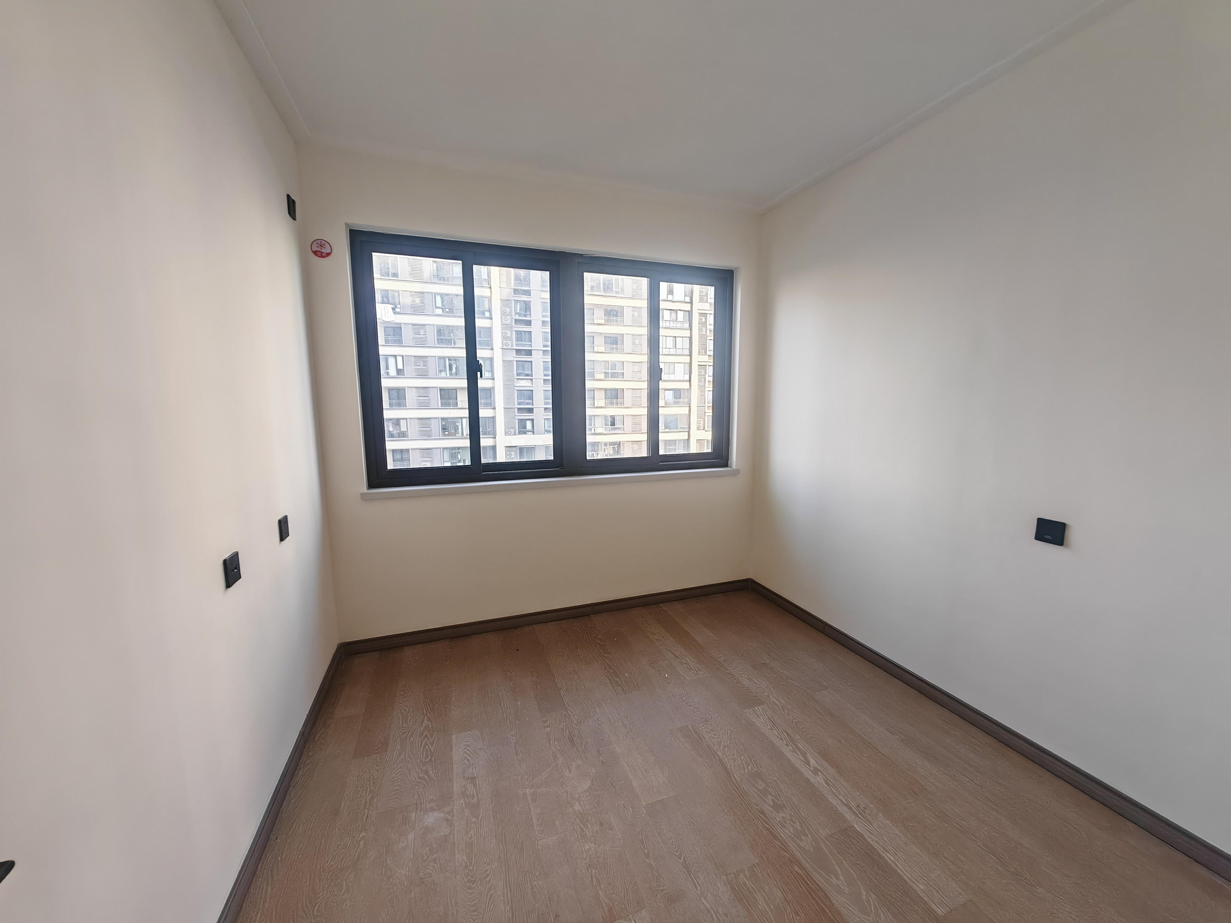 湖山源著 3室2厅2卫 114m&sup2;
