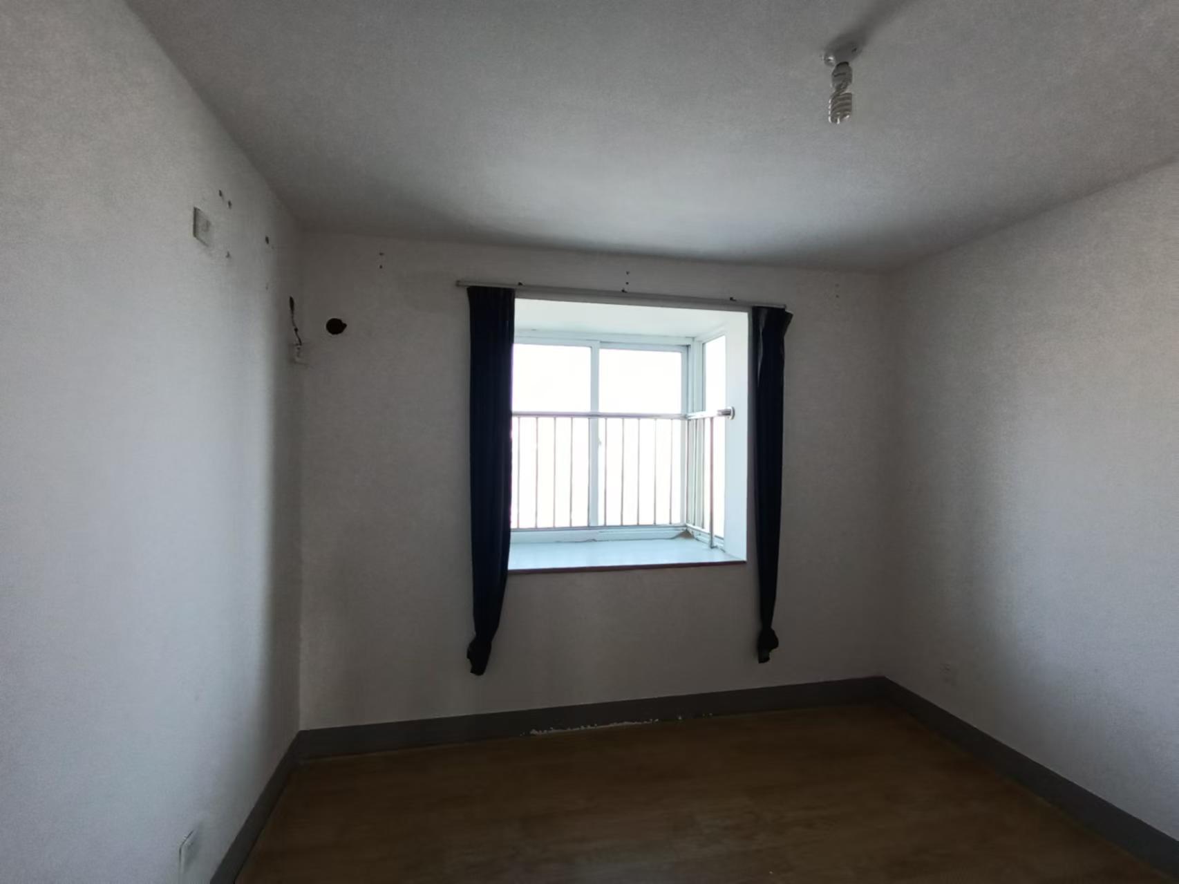 颐景苑 2室2厅2卫 116.00m&sup2;