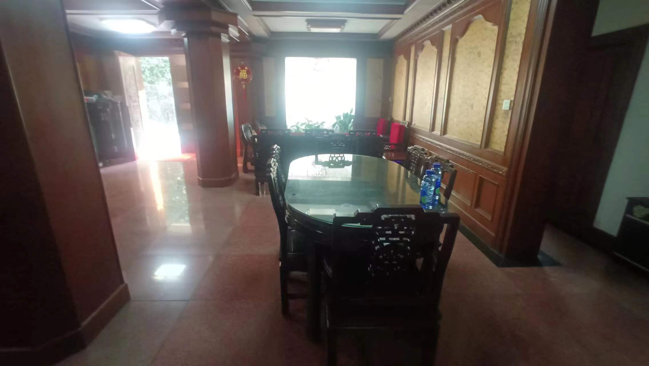 花园角 5室3厅3卫 294.00m²