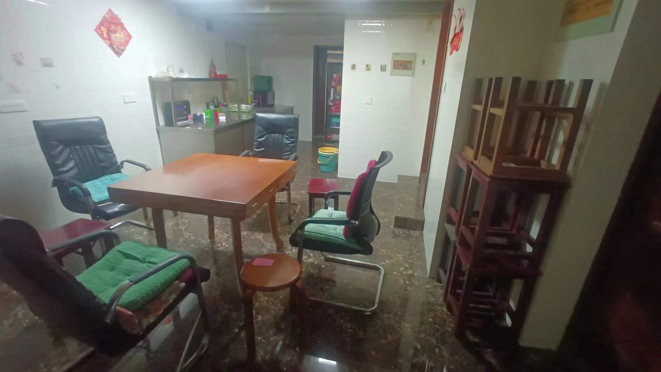花园角 5室3厅3卫 294.00m²