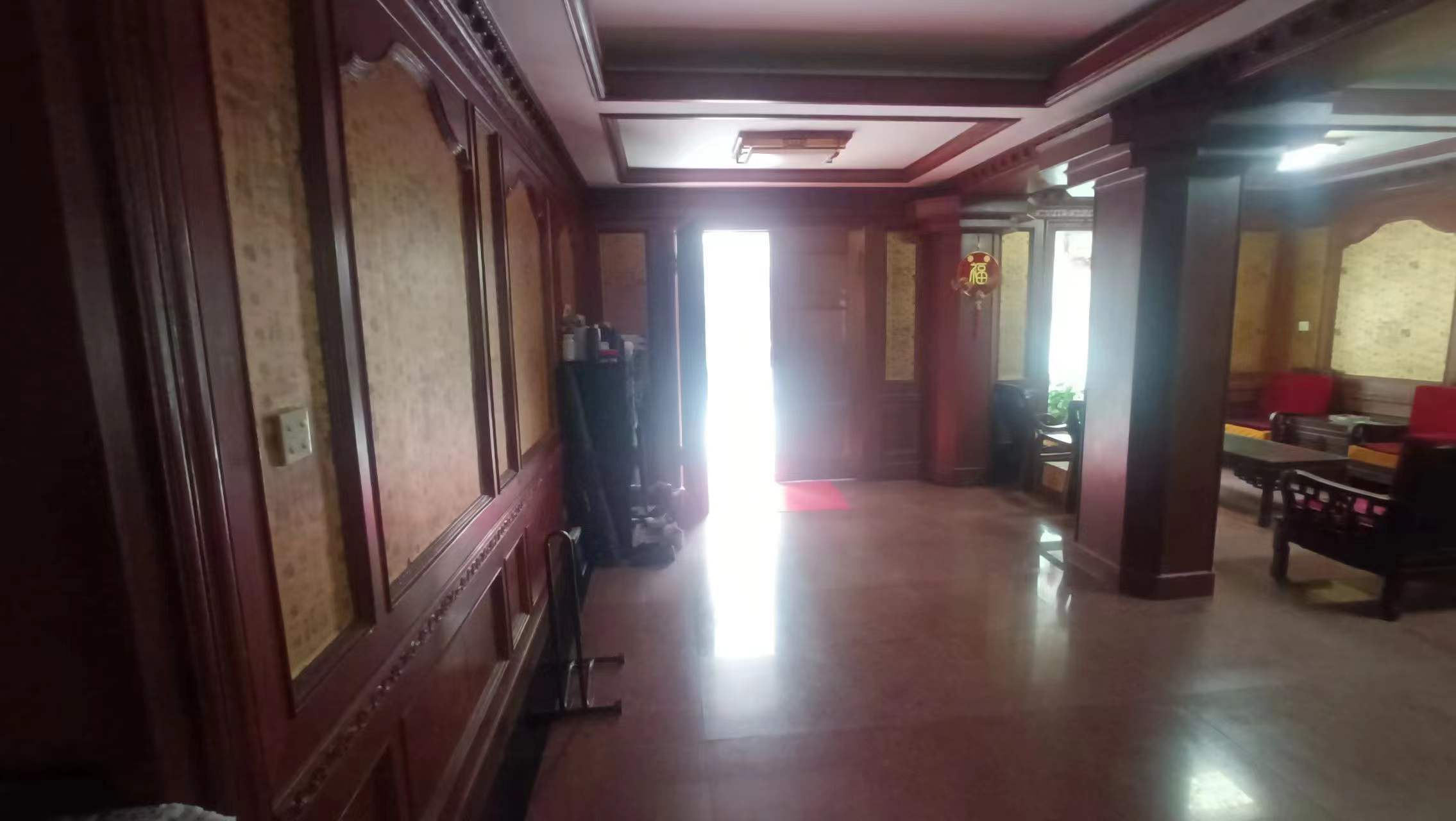 花园角 5室3厅3卫 294.00m²