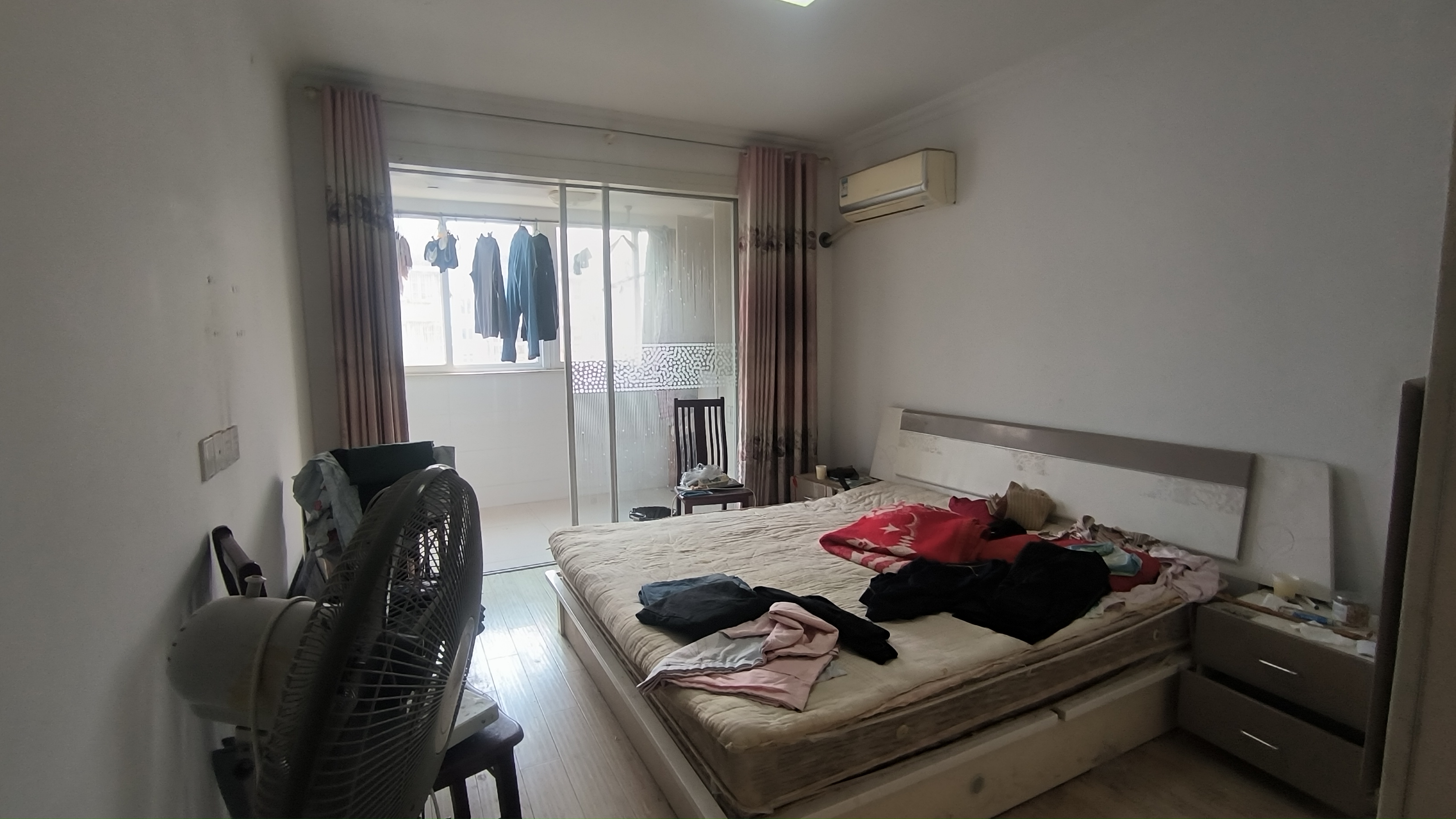 五山新苑 3室2厅1卫 111.84m&sup2;