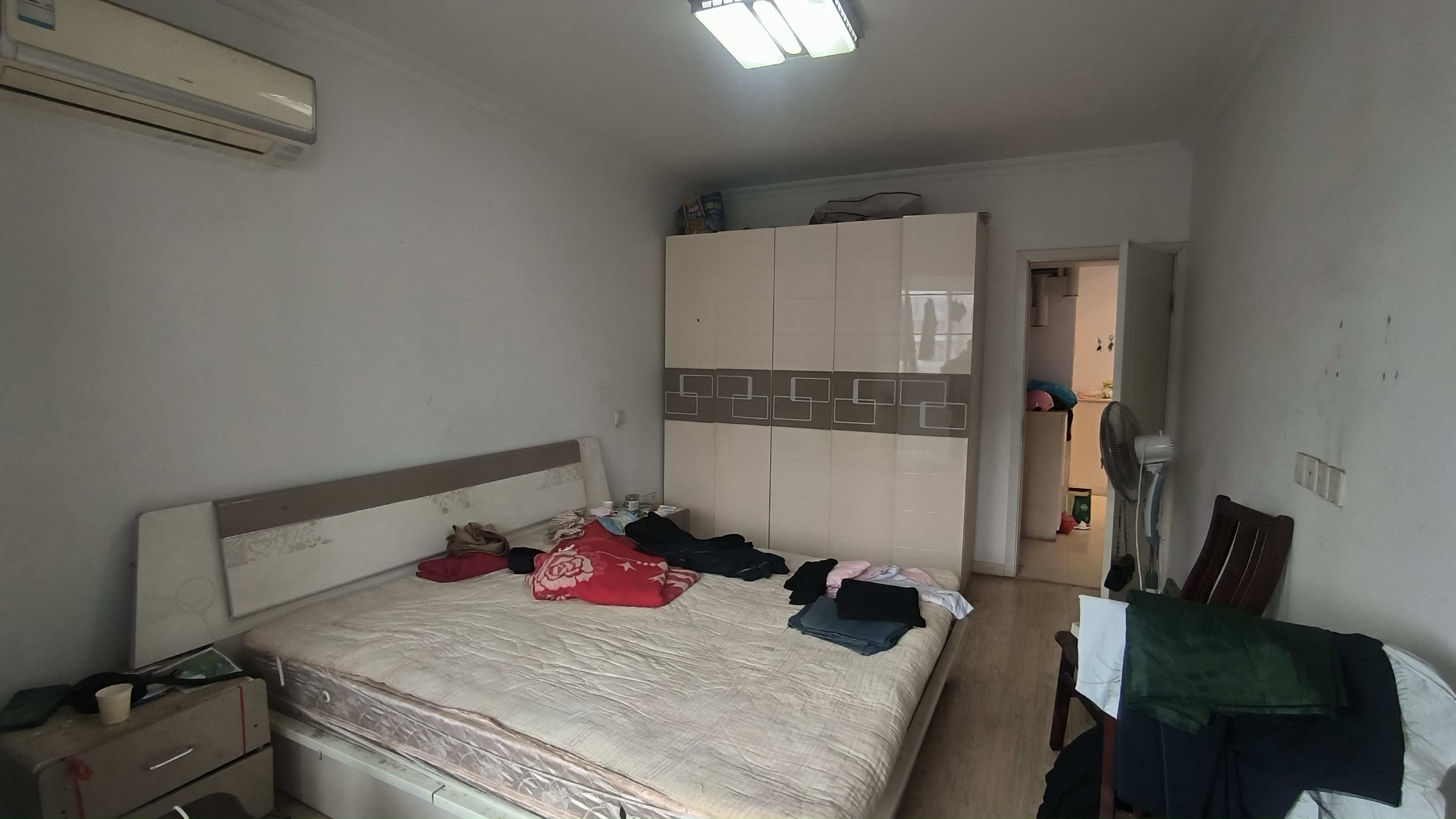 五山新苑 3室2厅1卫 111.84m&sup2;