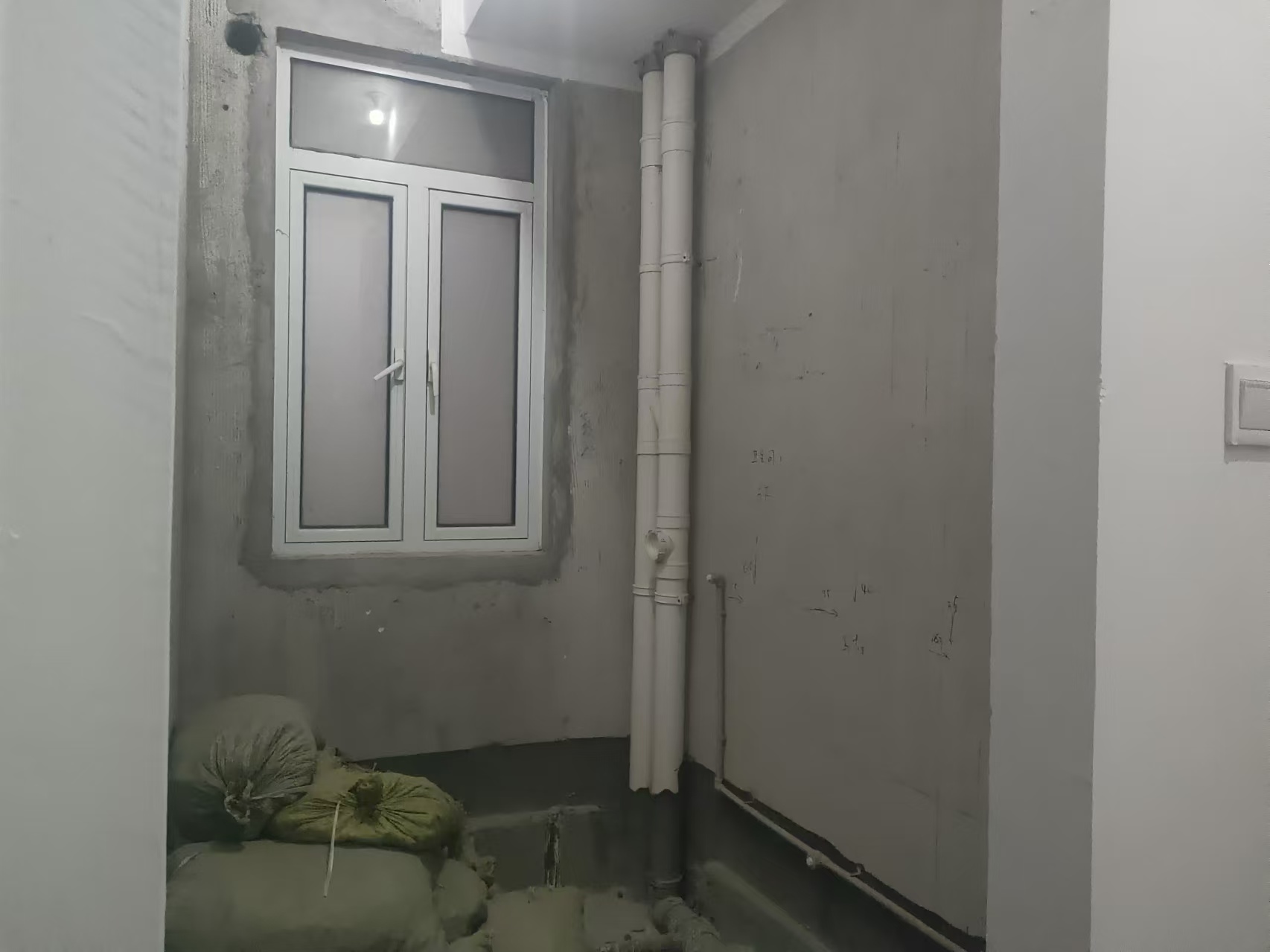 中南世纪花城三期 4室2厅4卫 275.37m&sup2;