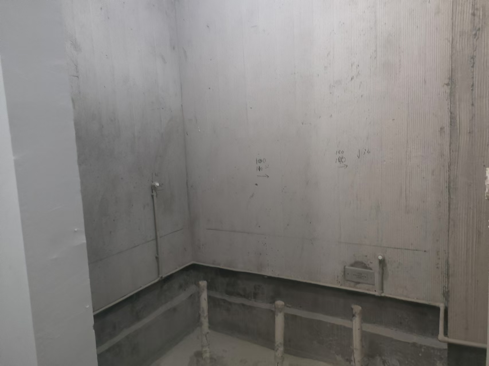 中南世纪花城三期 4室2厅4卫 275.37m&sup2;
