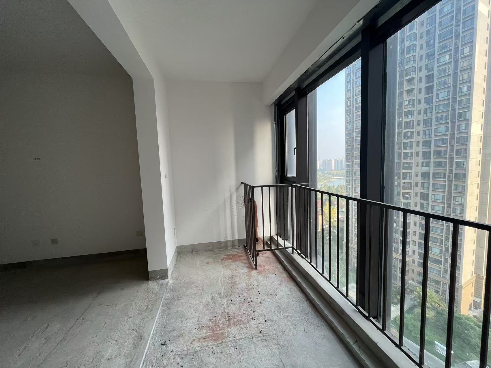 南山湖一号 3室2厅2卫 131.65m&sup2;