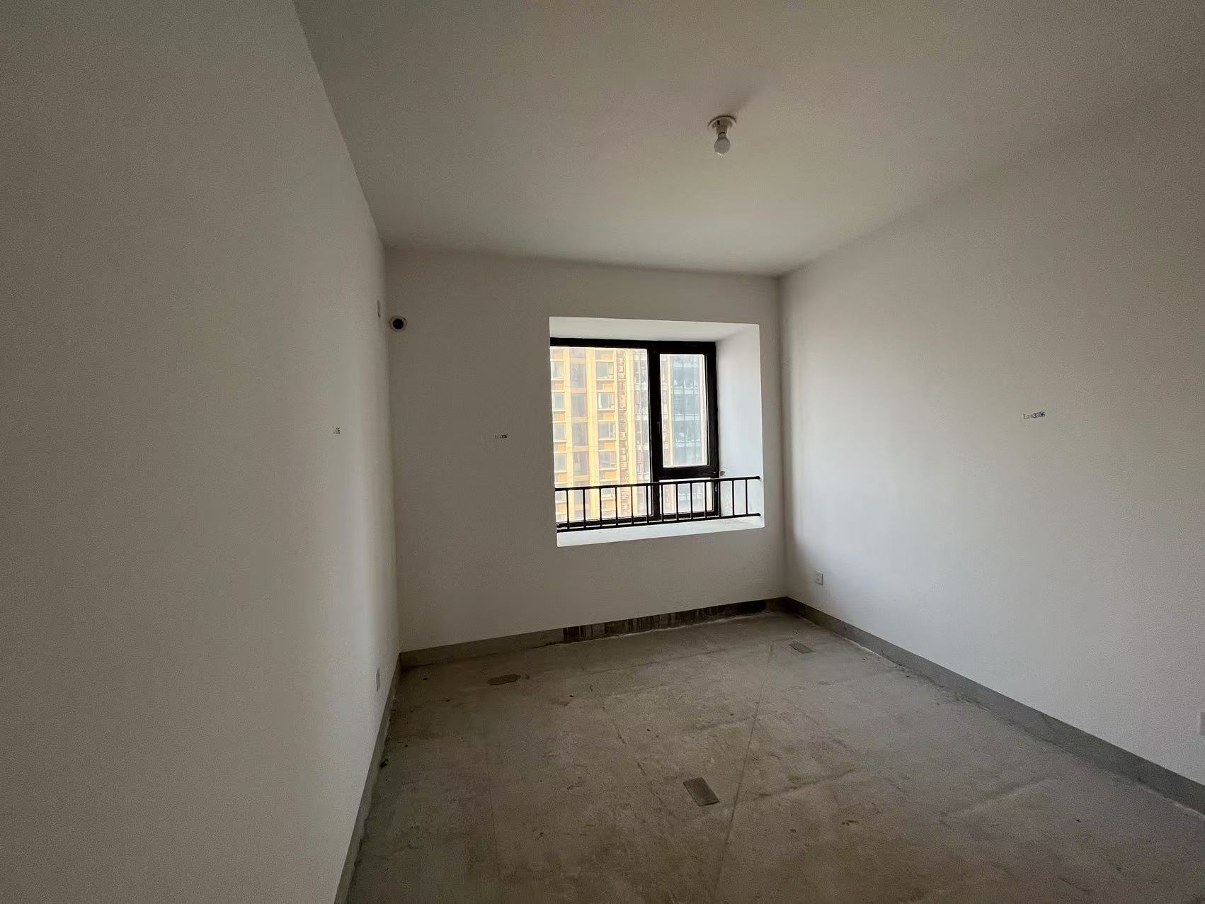 南山湖一号 3室2厅2卫 131.65m&sup2;