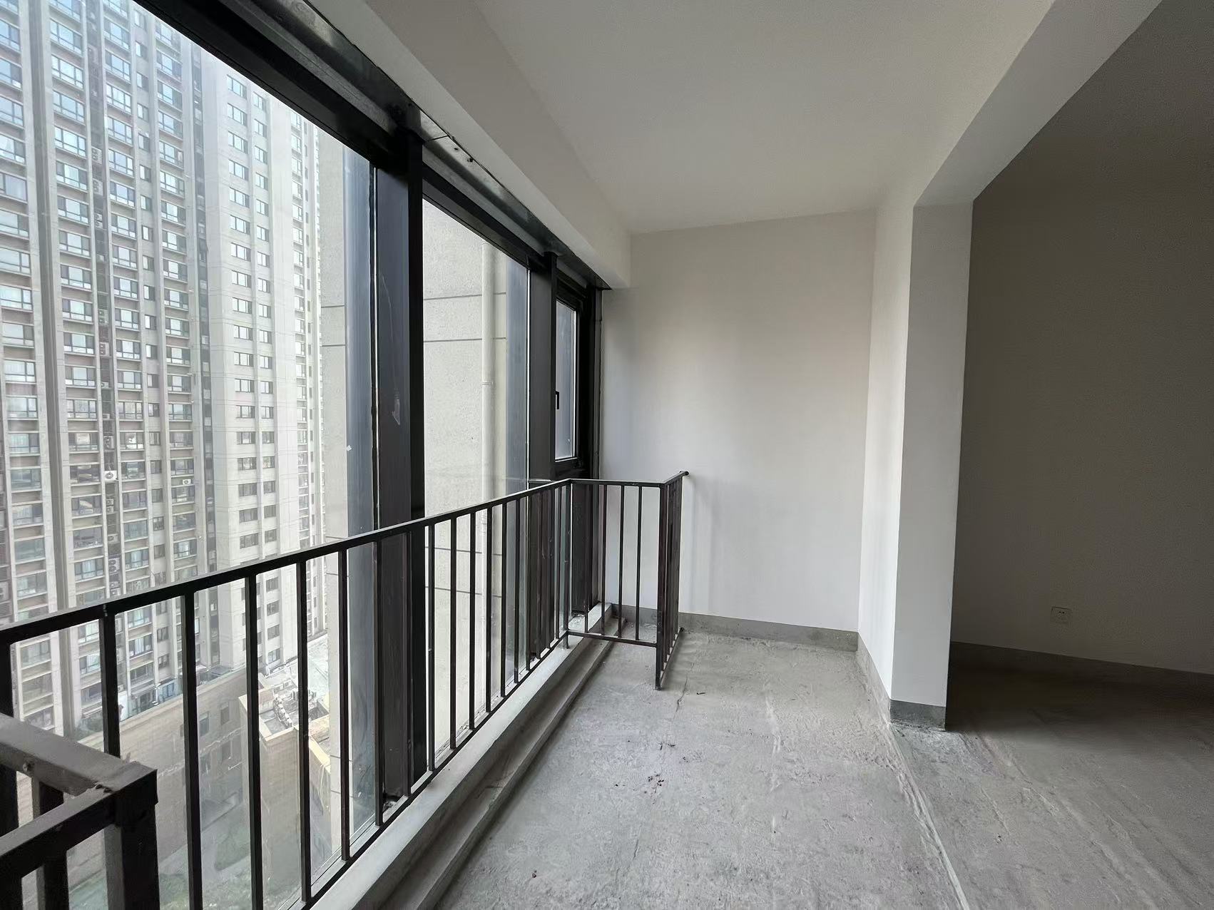 南山湖一号 3室2厅2卫 131.65m&sup2;