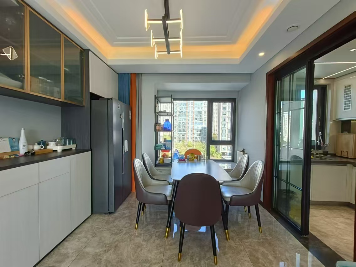 春江阅 4室2厅2卫 143.74m&sup2;