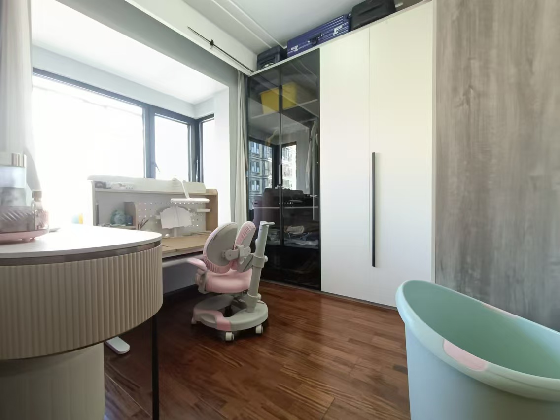 春江阅 4室2厅2卫 143.74m&sup2;