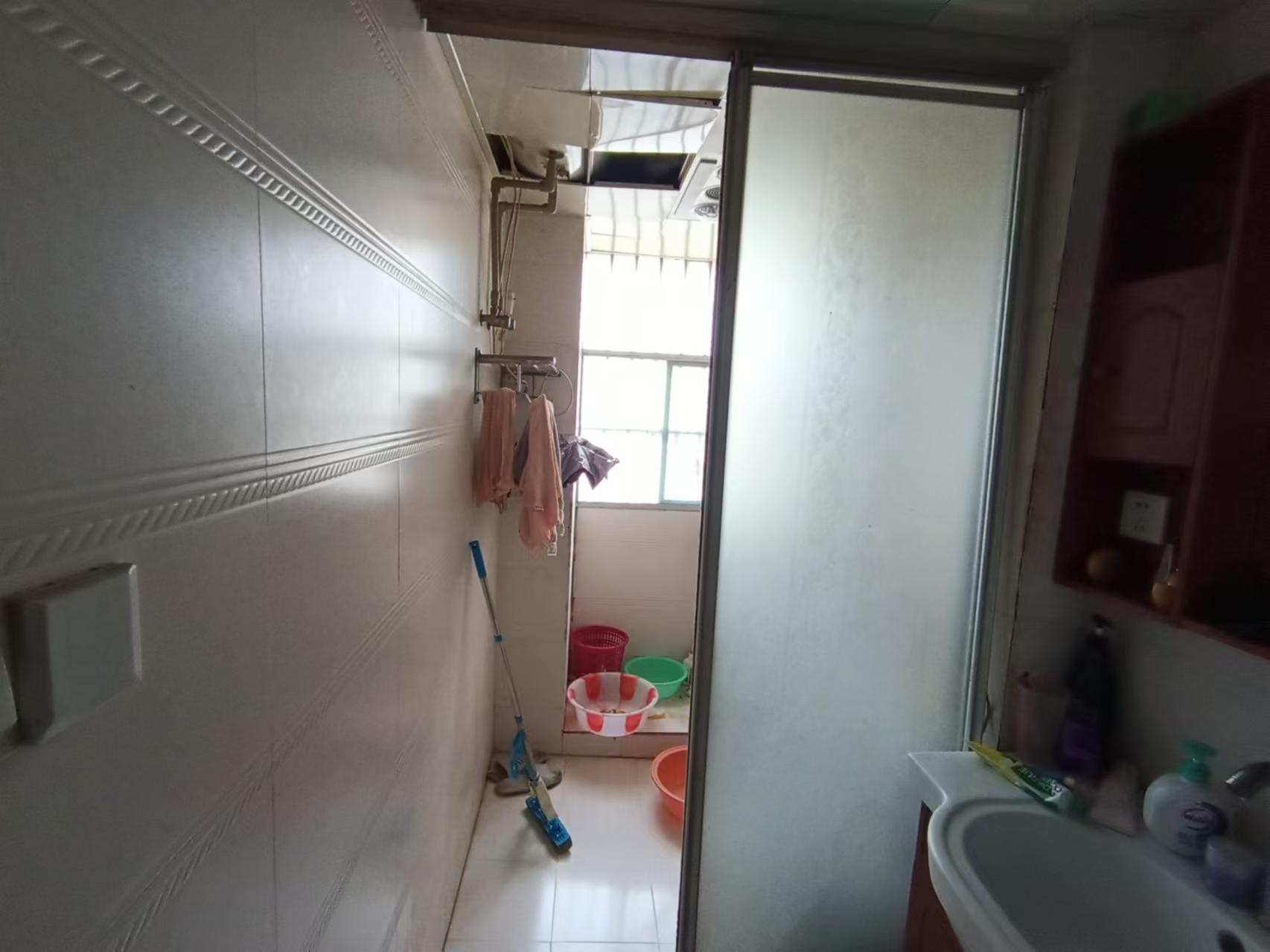 虹桥南村 2室2厅1卫 60m&sup2;
