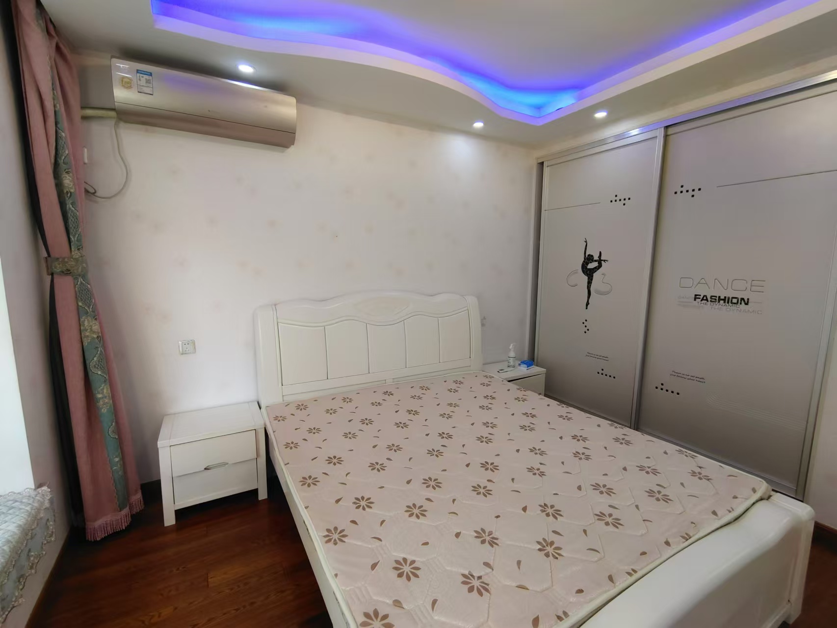 中海碧林湾 3室2厅1卫 96m²