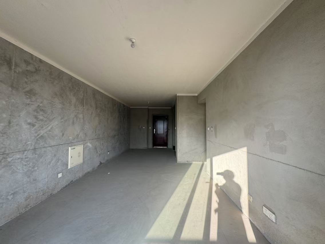 保利香槟国际 3室2厅2卫 114.81m²