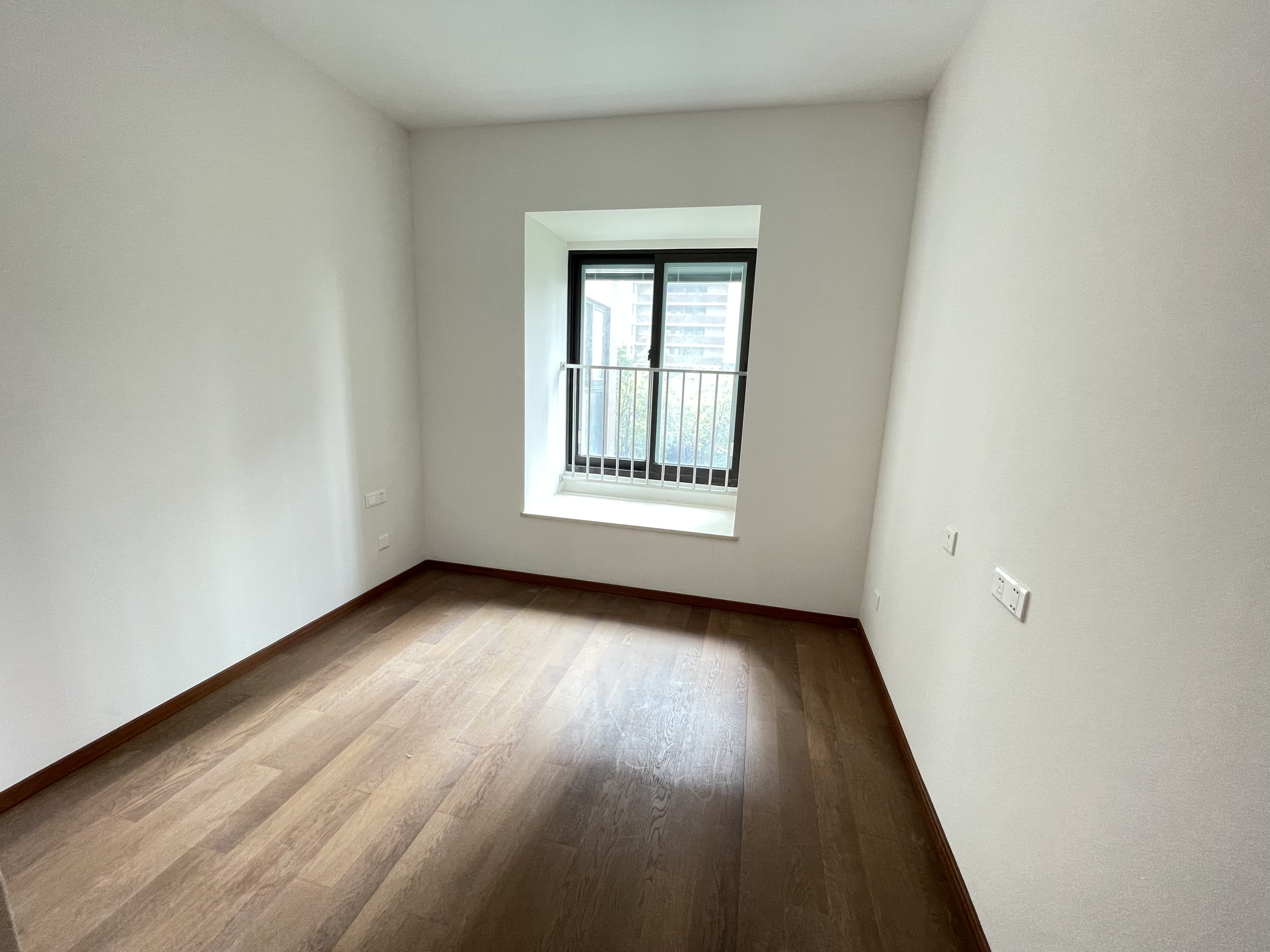 南通和风雅颂 4室2厅2卫 141m&sup2;
