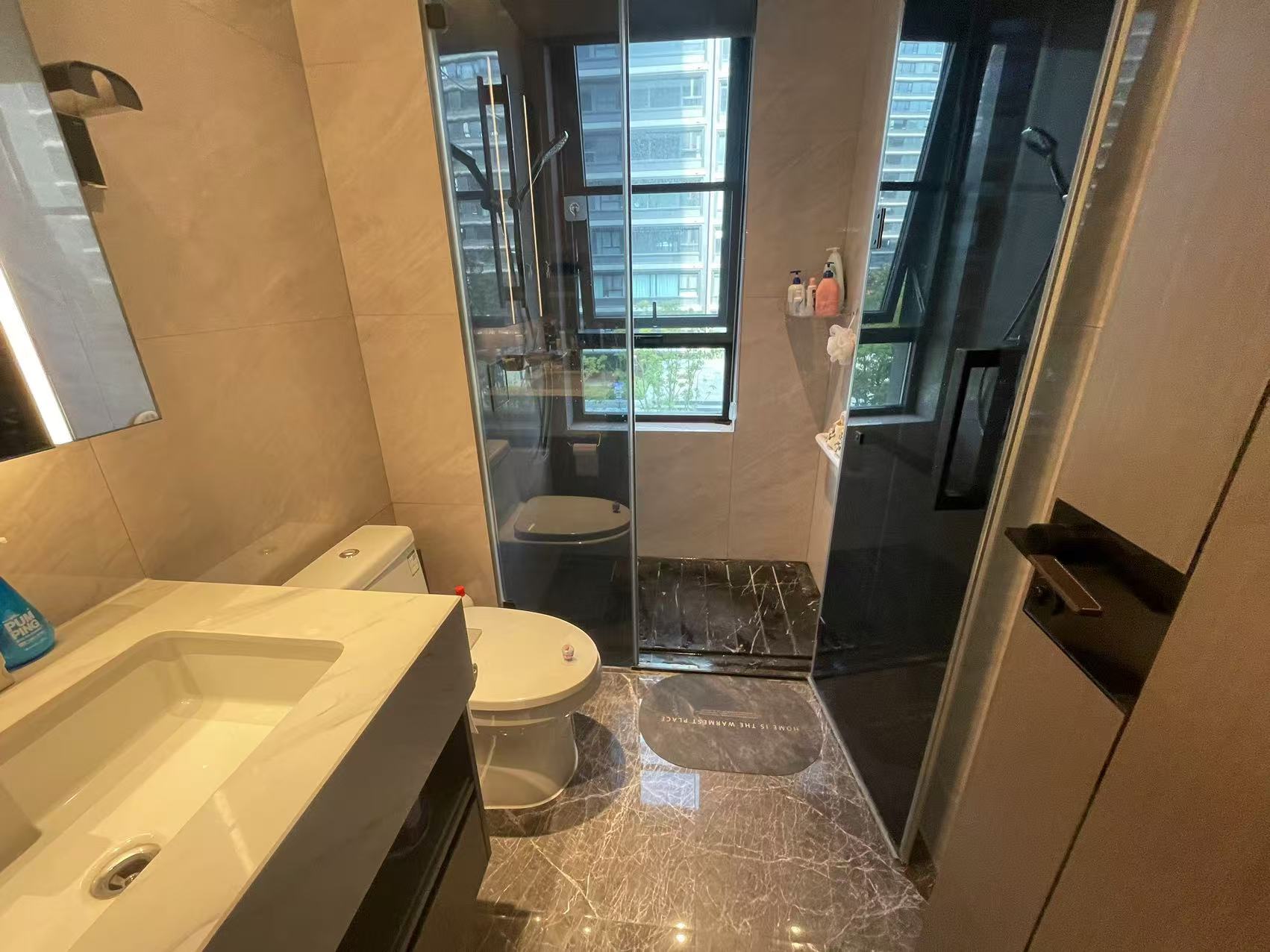 滨江玺 4室2厅2卫 231.01m&sup2;