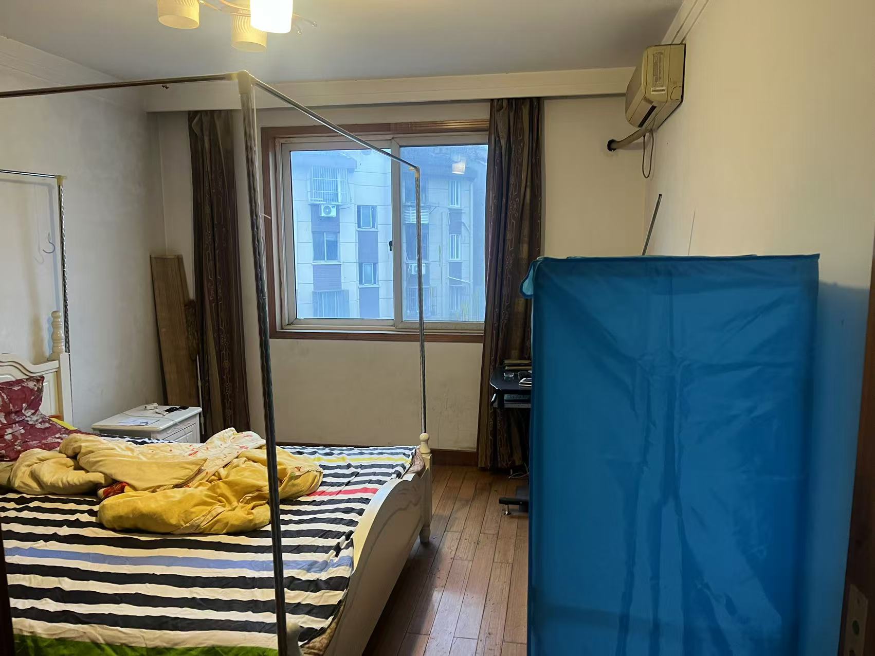 中远小区 3室2厅1卫 136.91m²