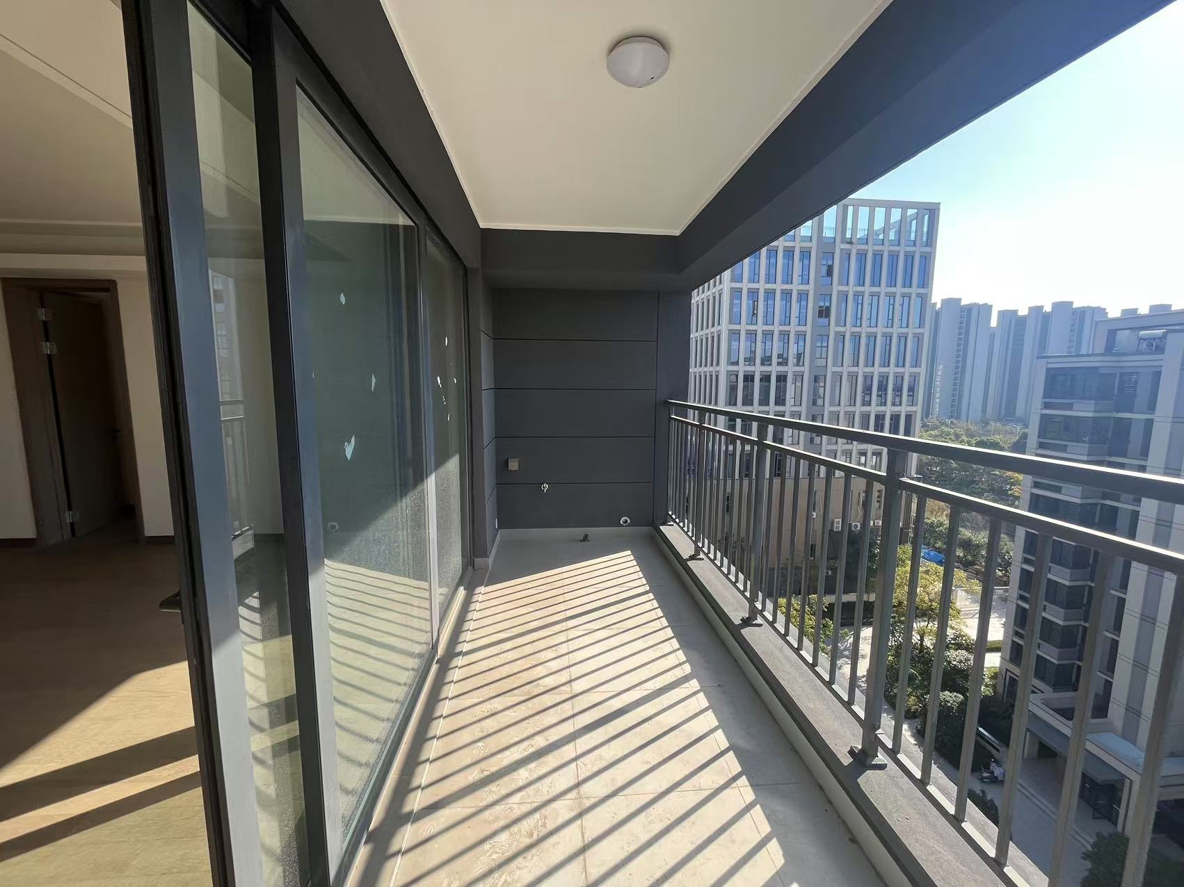 万科时代之光 4室2厅2卫 126m²