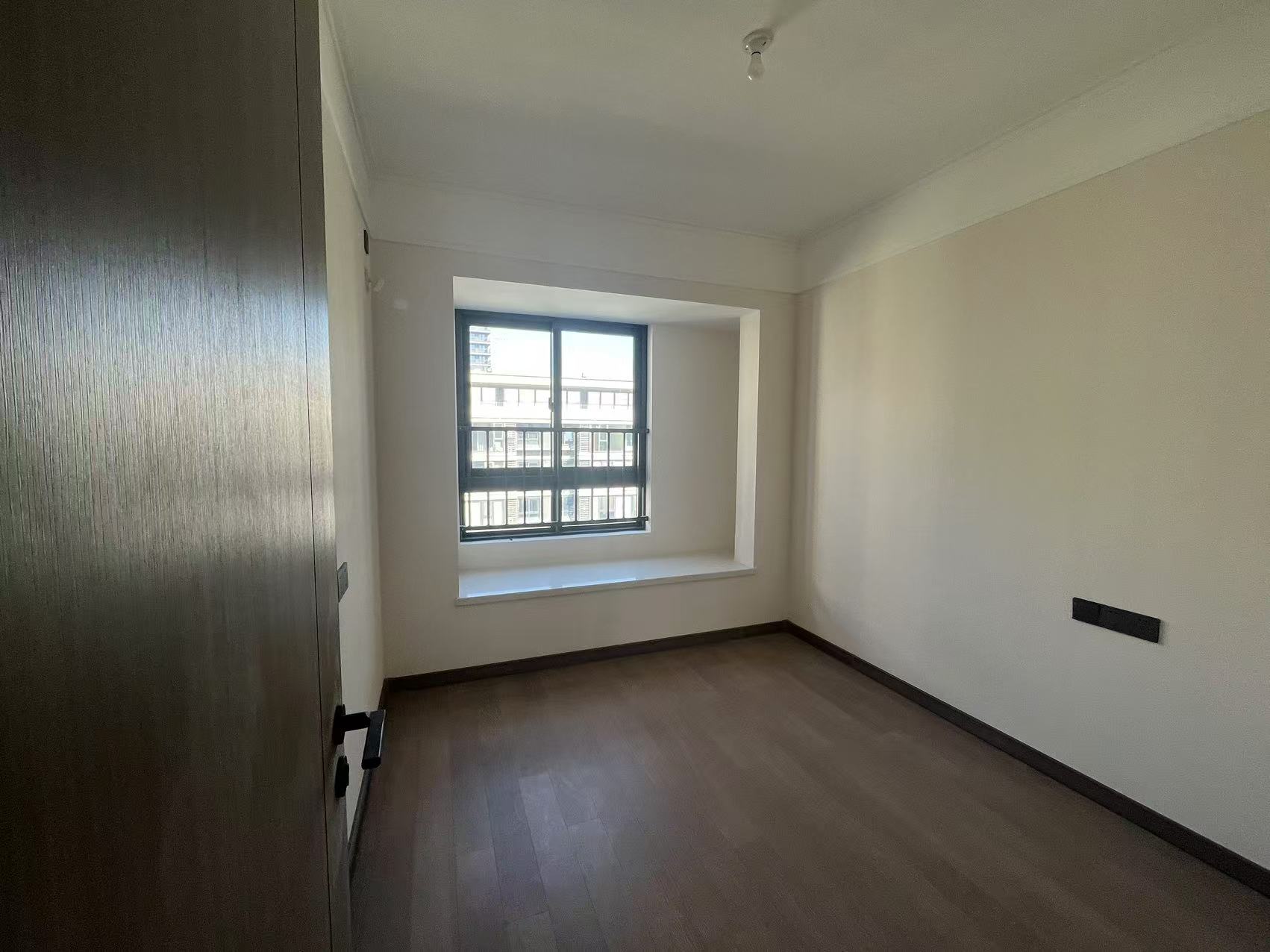 万科时代之光 4室2厅2卫 126m²