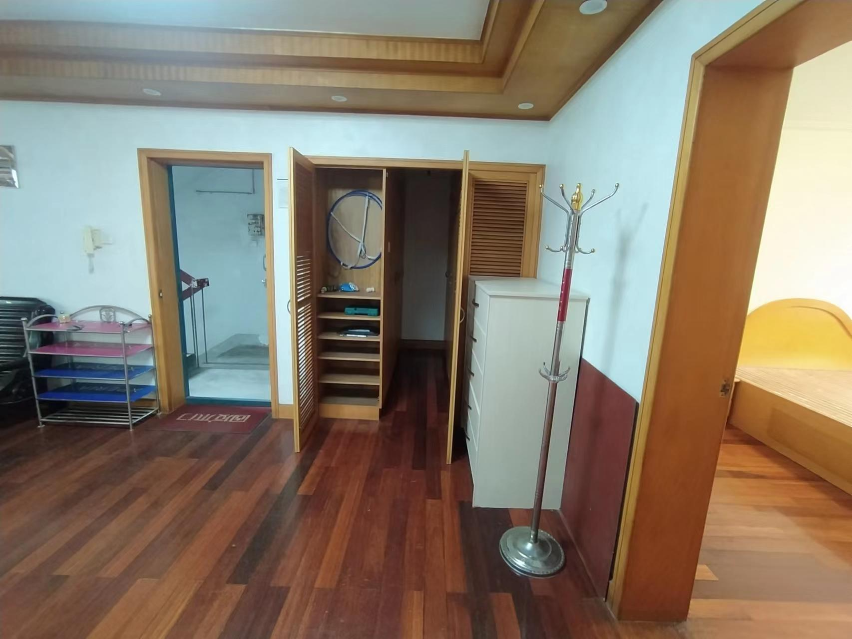 濠西园华迪小区 2室2厅1卫 100m&sup2;
