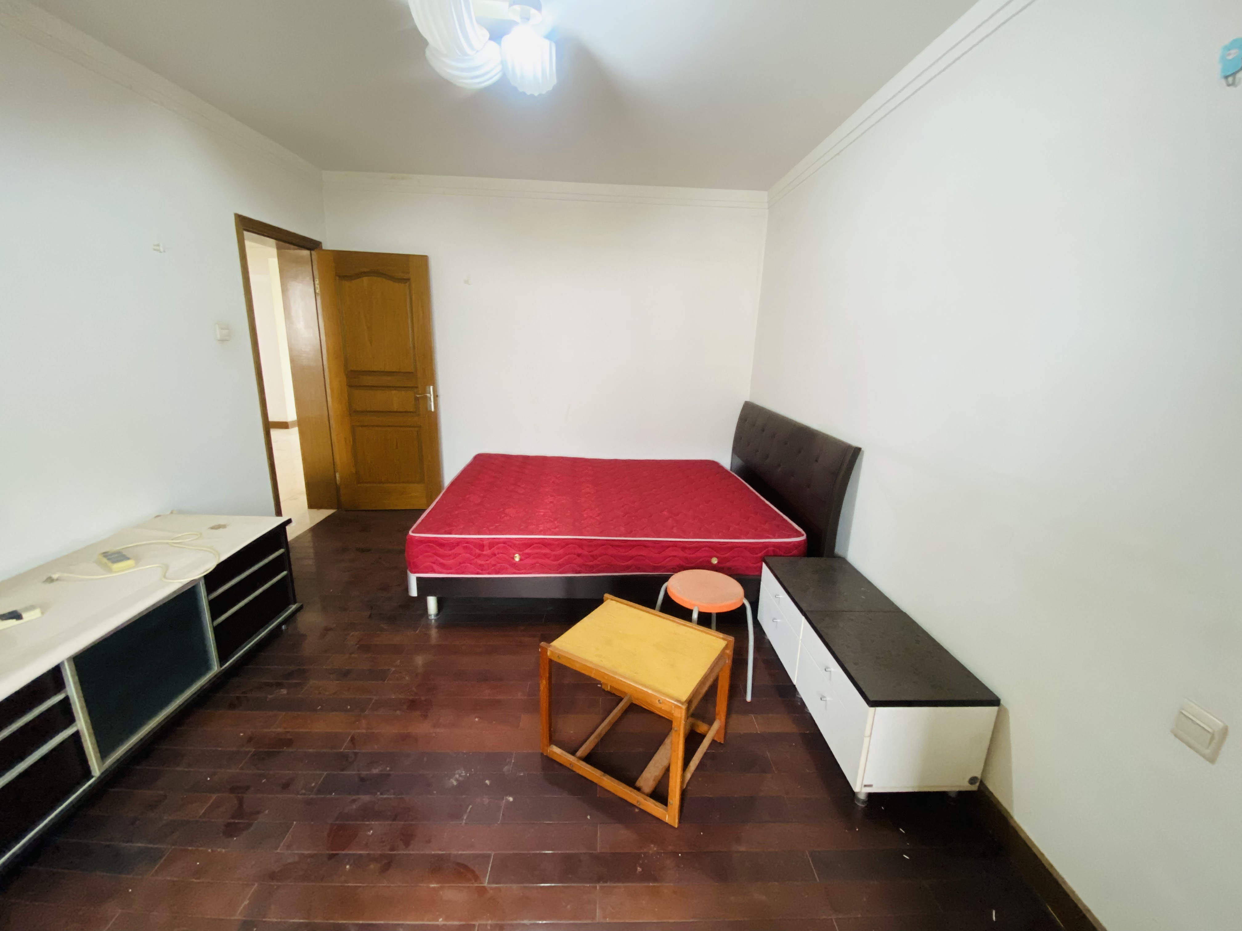光明南村 3室2厅1卫 139.23m&sup2;