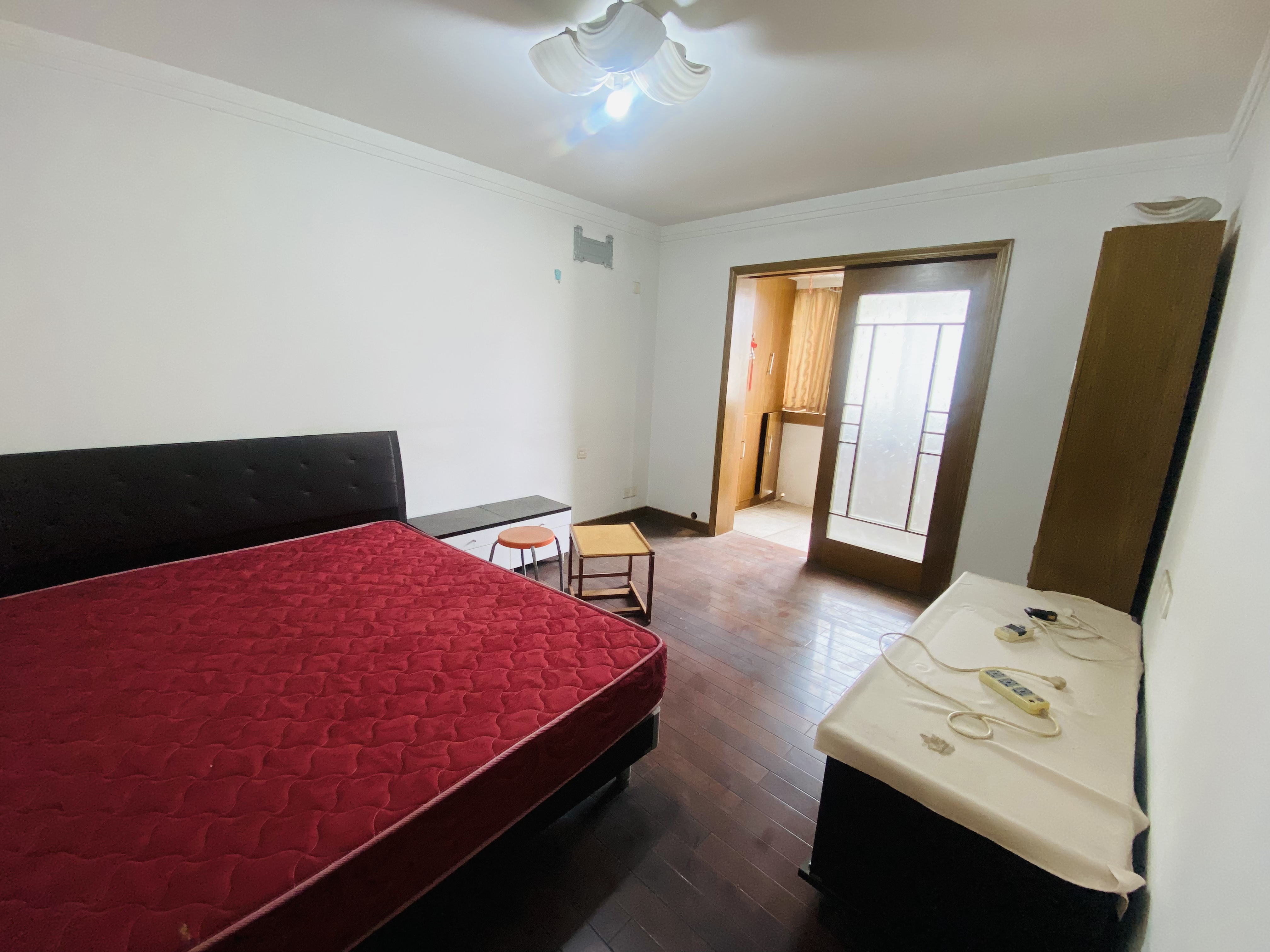 光明南村 3室2厅1卫 139.23m&sup2;