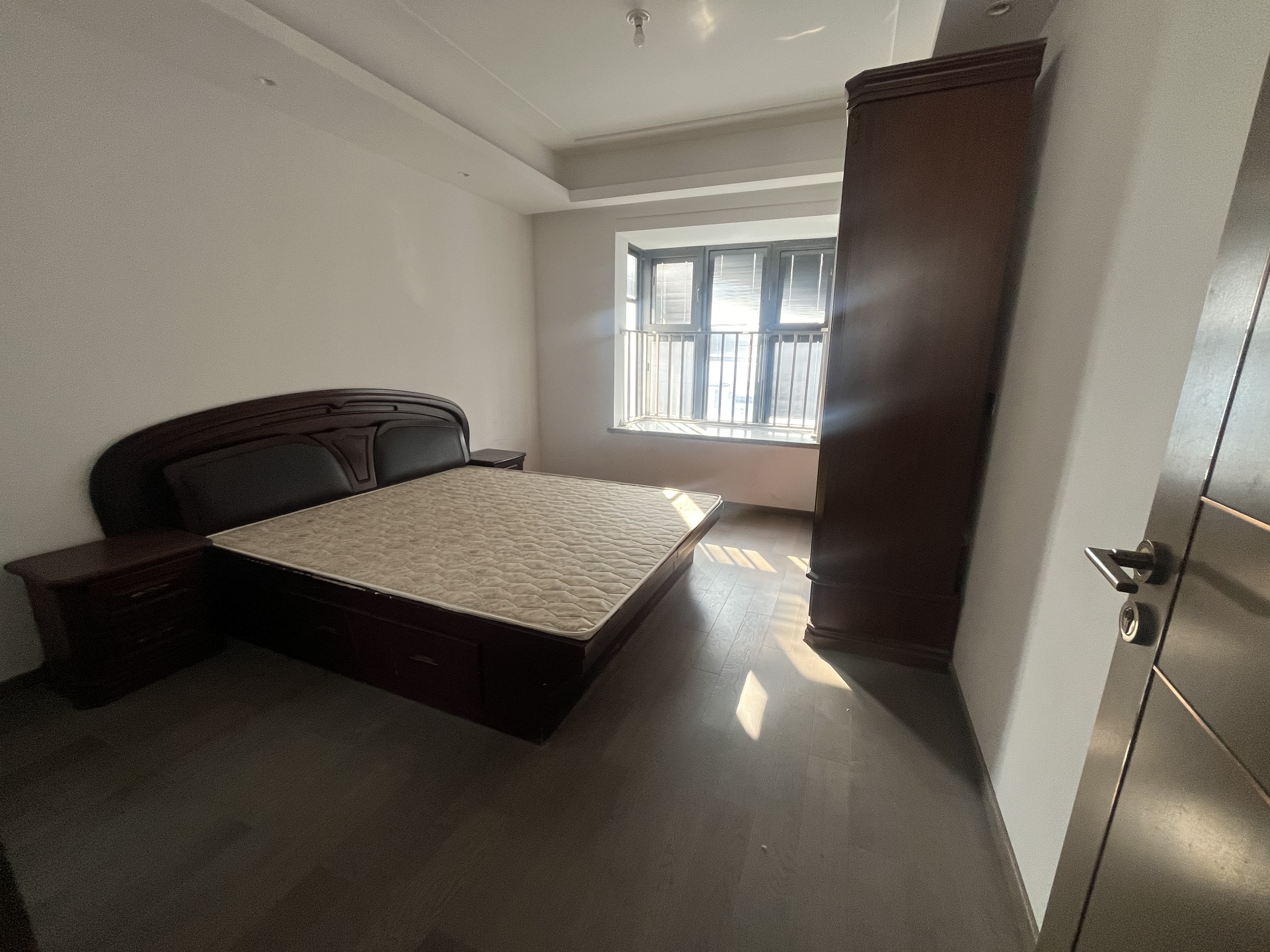 都会沁园 4室2厅2卫 149.9m&sup2;