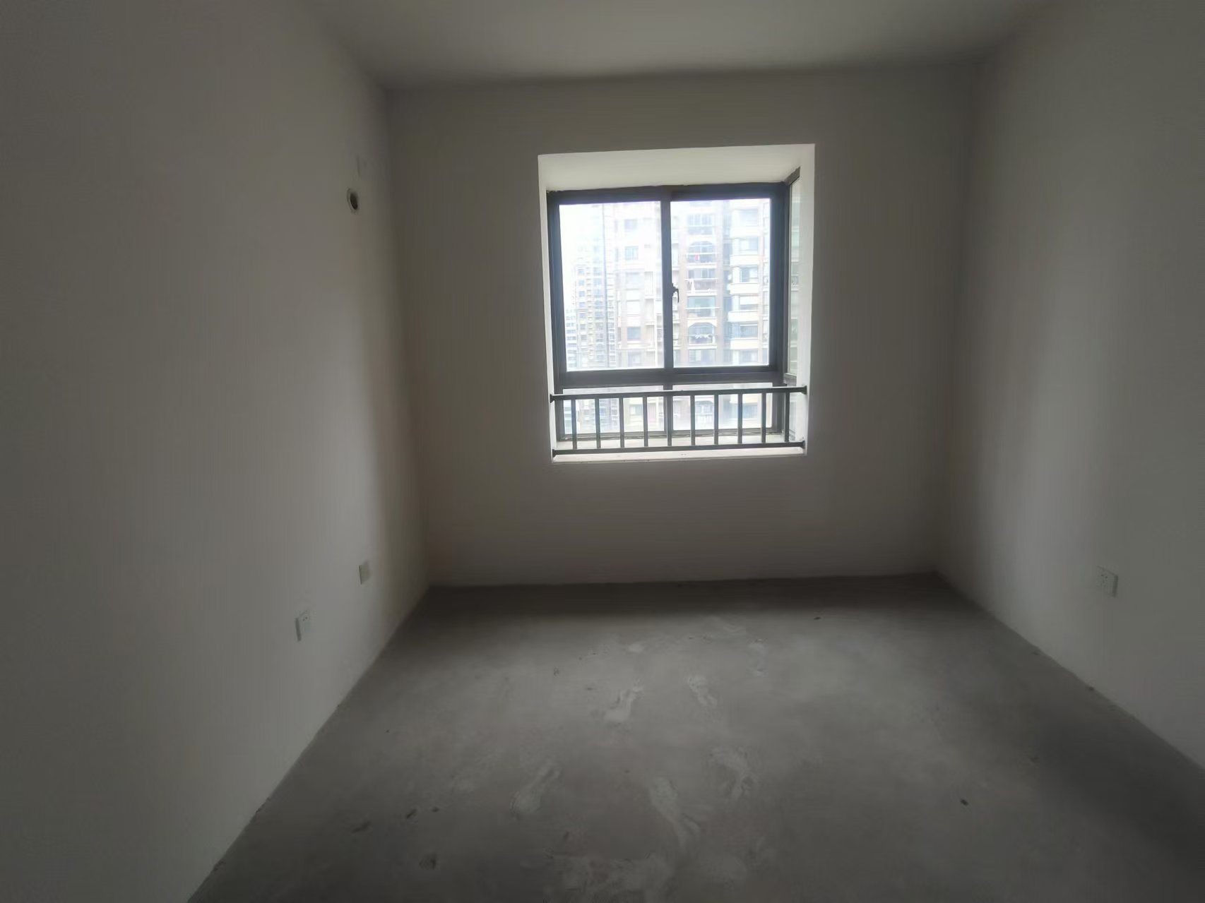 帝奥世伦名郡 3室2厅2卫 140.00m&sup2;
