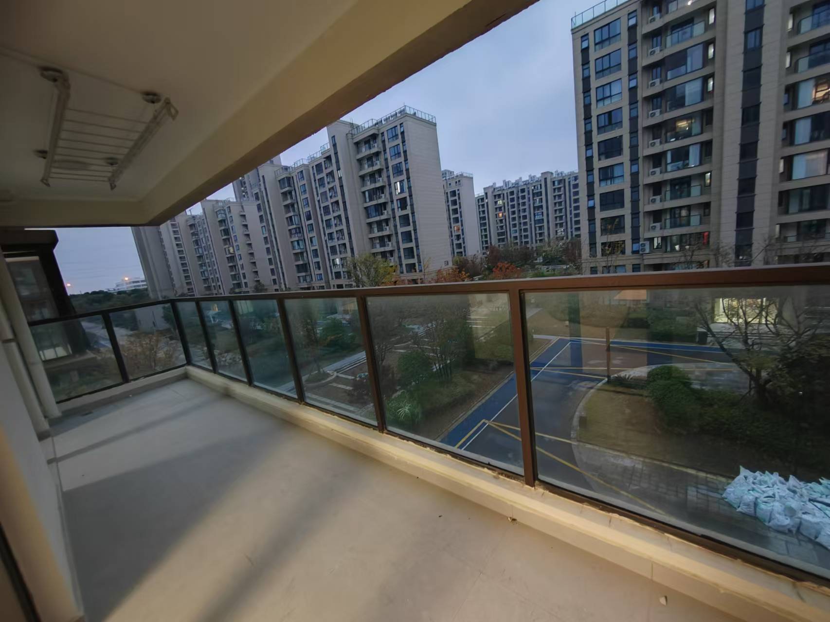 时光漫城 4室2厅2卫 125m²