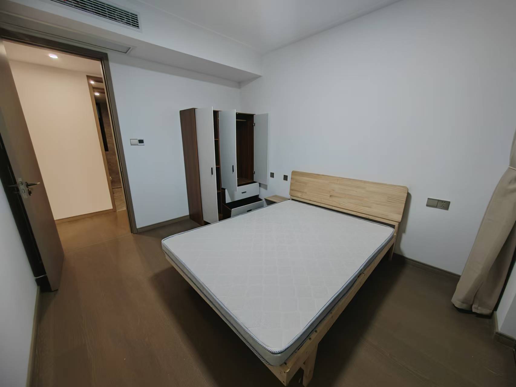 时光漫城 4室2厅2卫 125m²