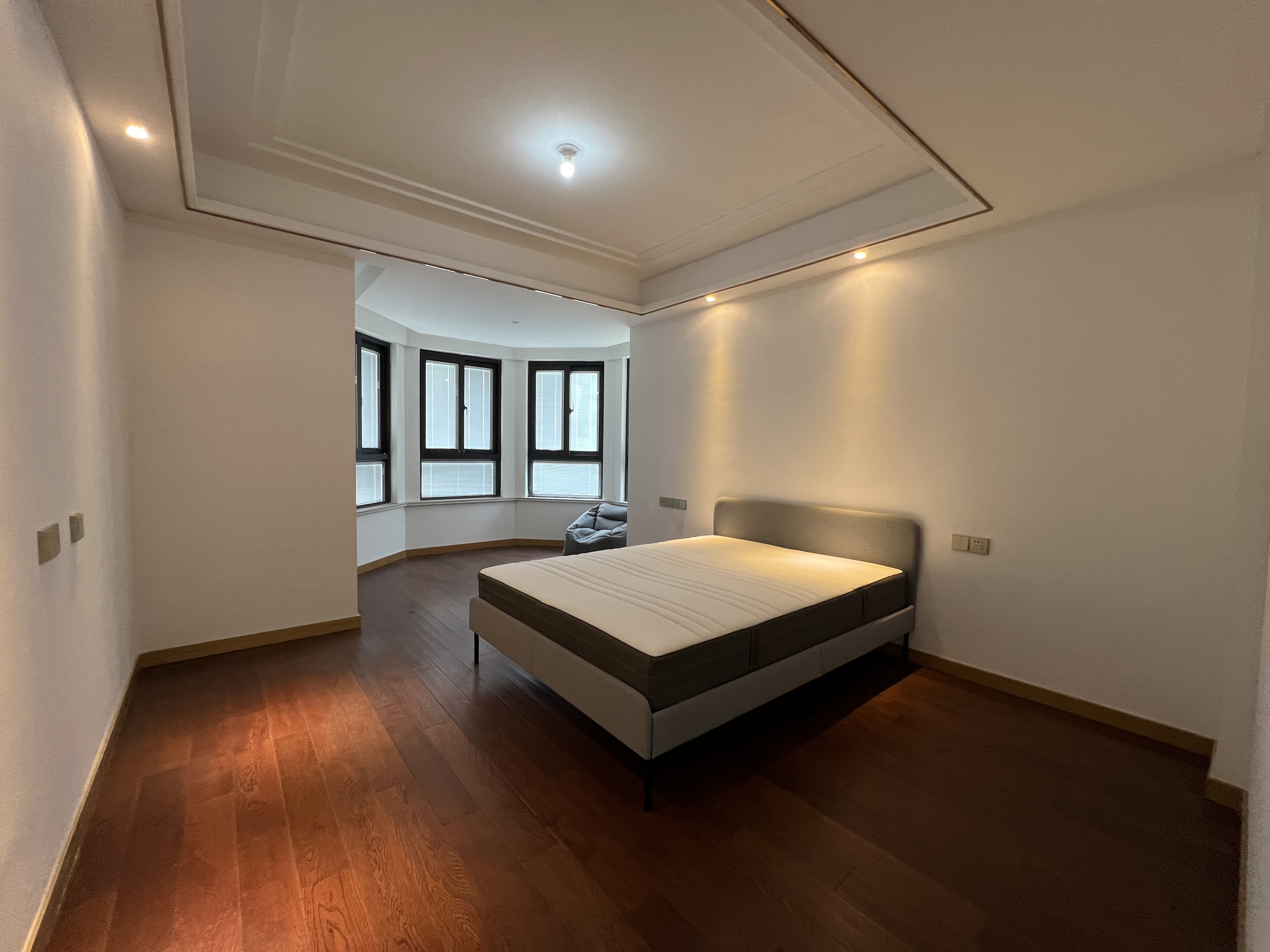 中南世纪花城三期 3室2厅2卫 129.84m&sup2;
