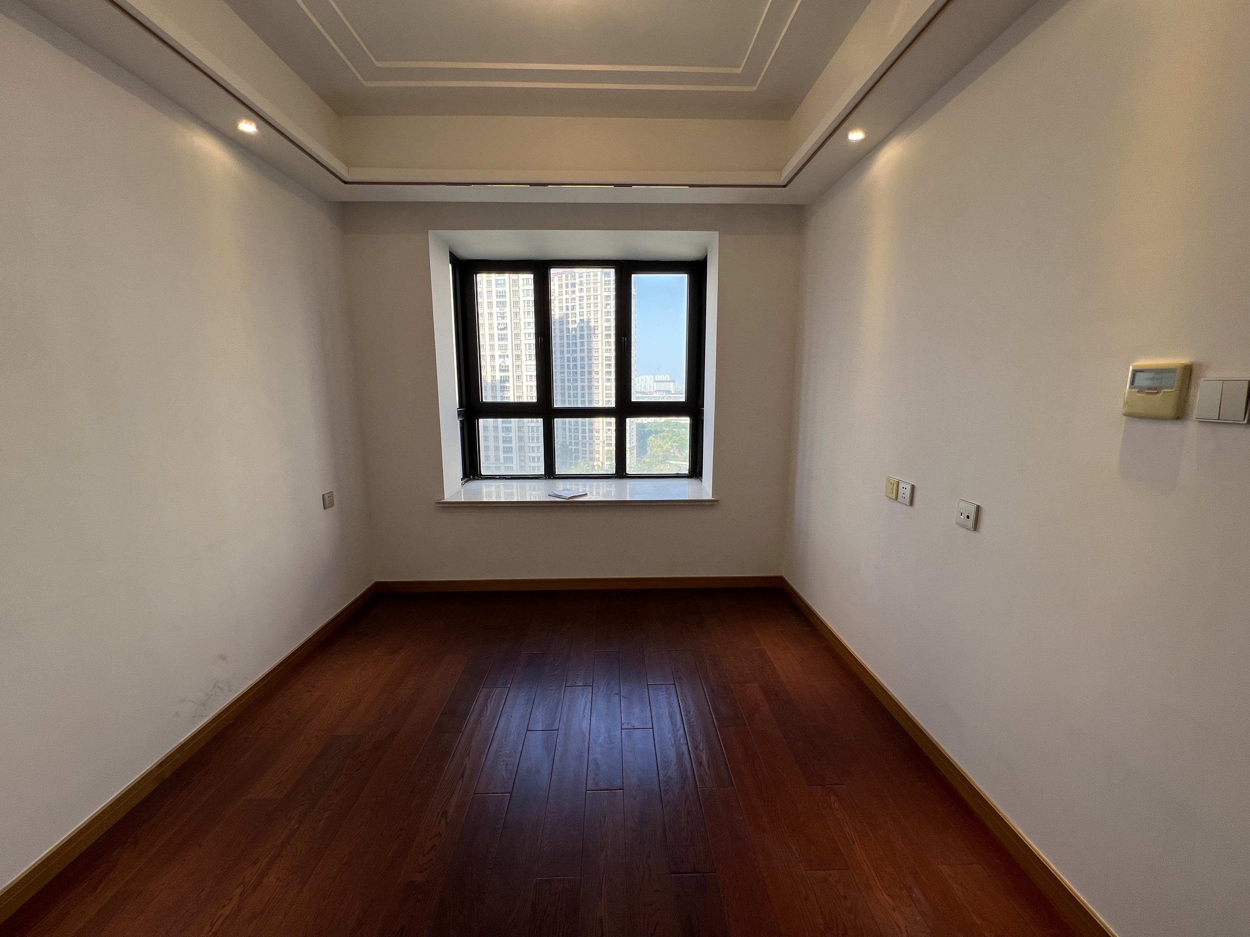 中南世纪花城三期 3室2厅2卫 129.84m&sup2;