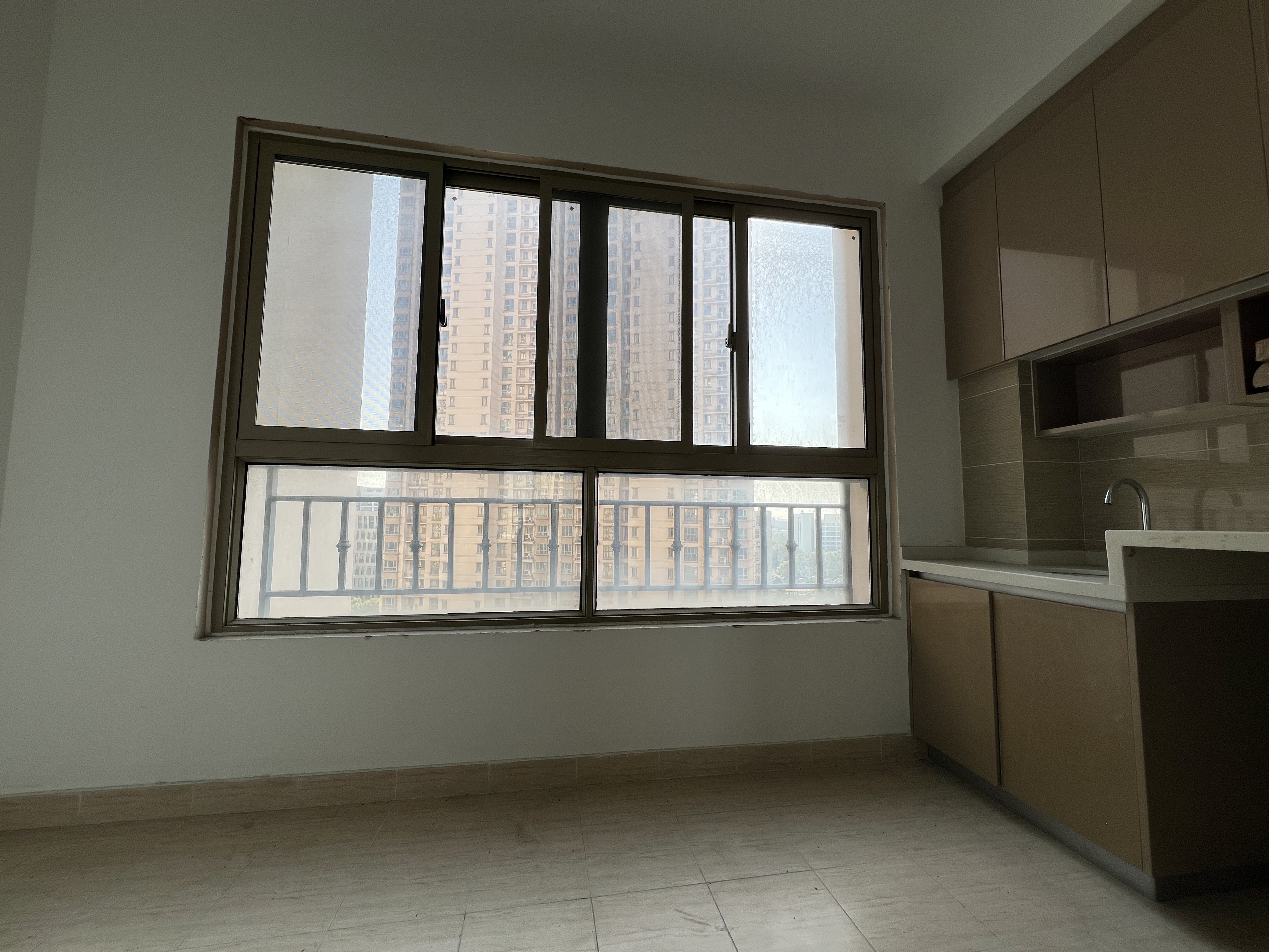 中南世纪花城三期 3室2厅2卫 129.84m&sup2;