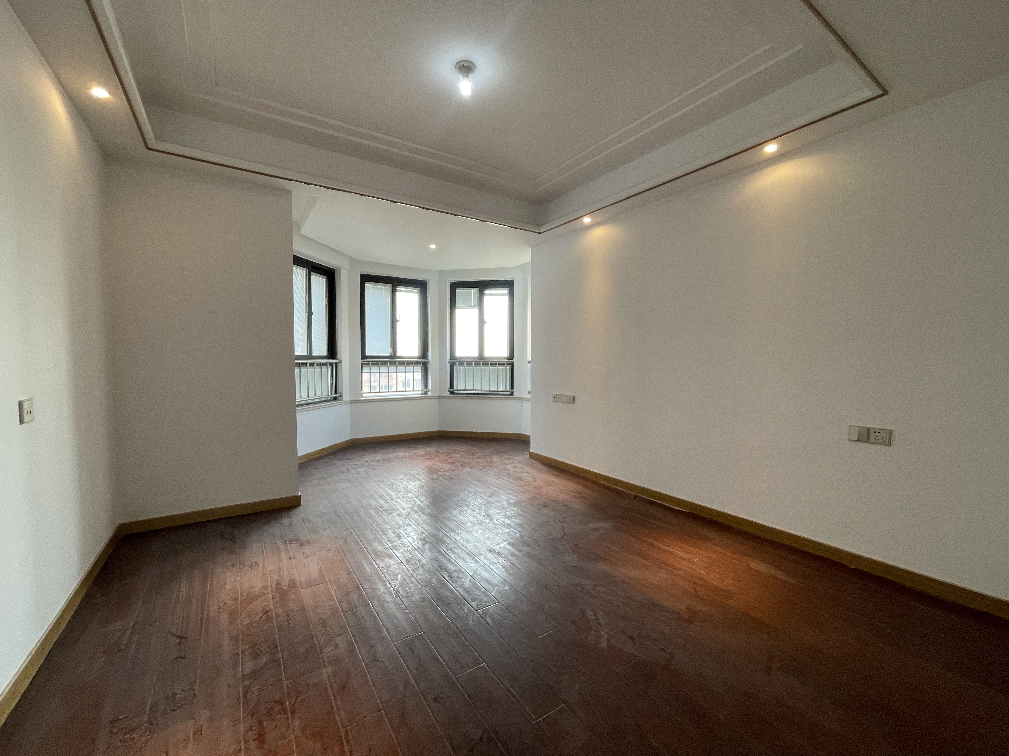 中南世纪花城三期 3室2厅2卫 129.84m&sup2;