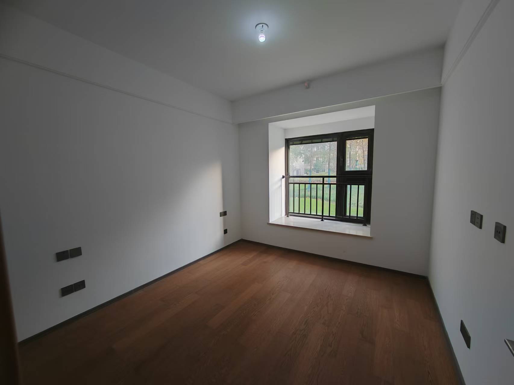 春风南岸西园 3室2厅1卫 95m&sup2;