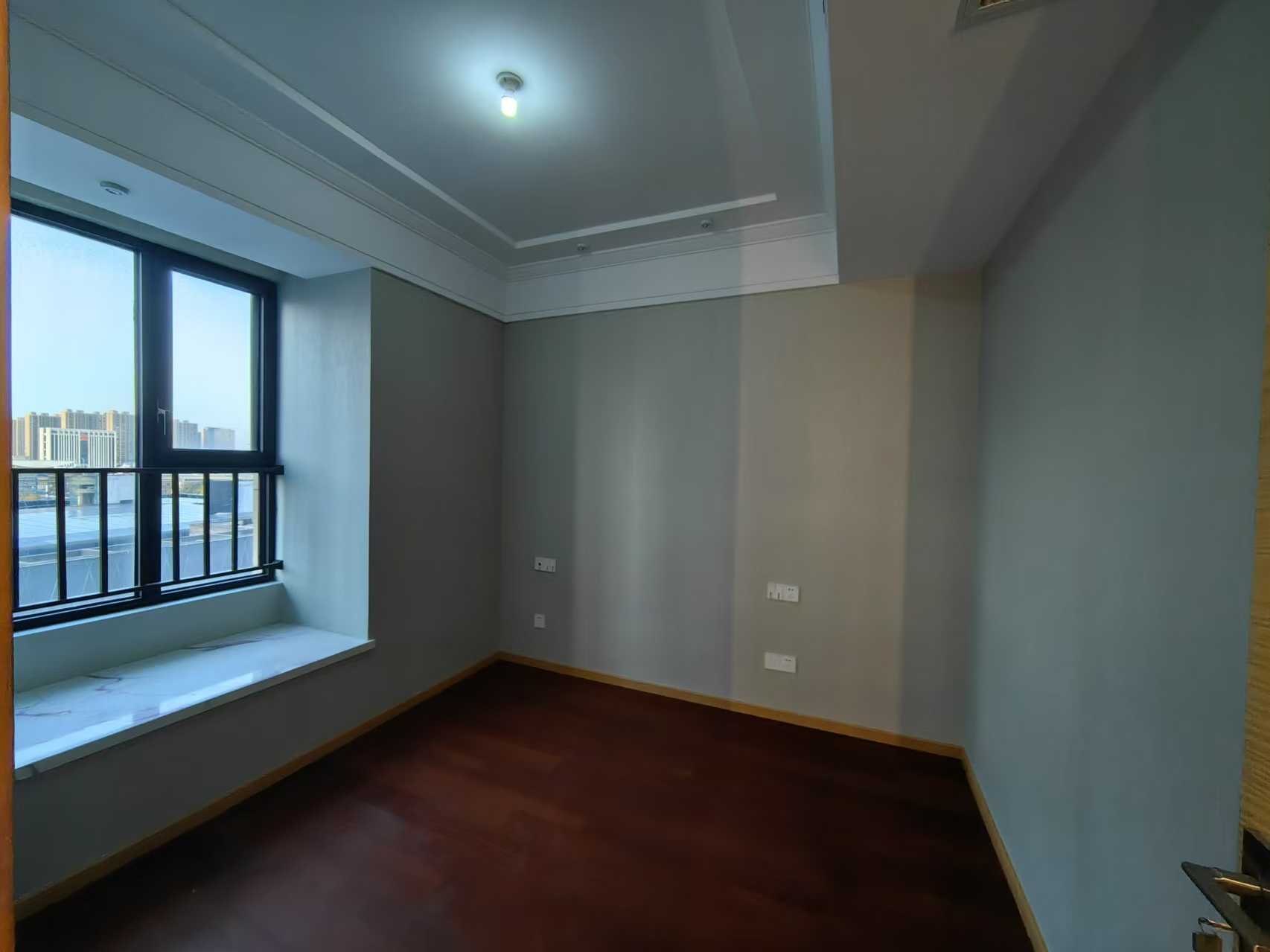 兰园 3室2厅2卫 143.00m&sup2;
