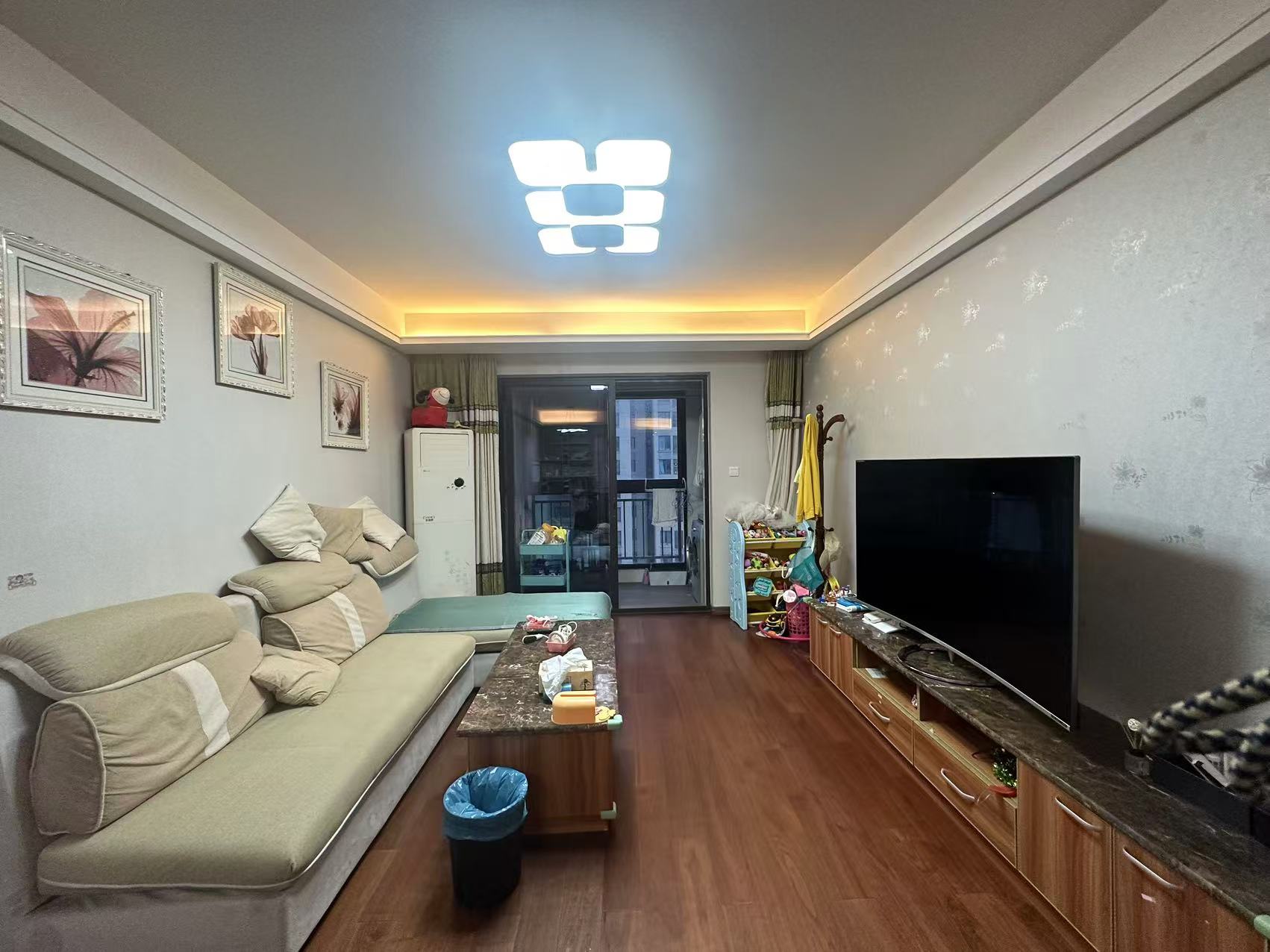 万科濠河传奇 3室2厅1卫 106.60m&sup2;