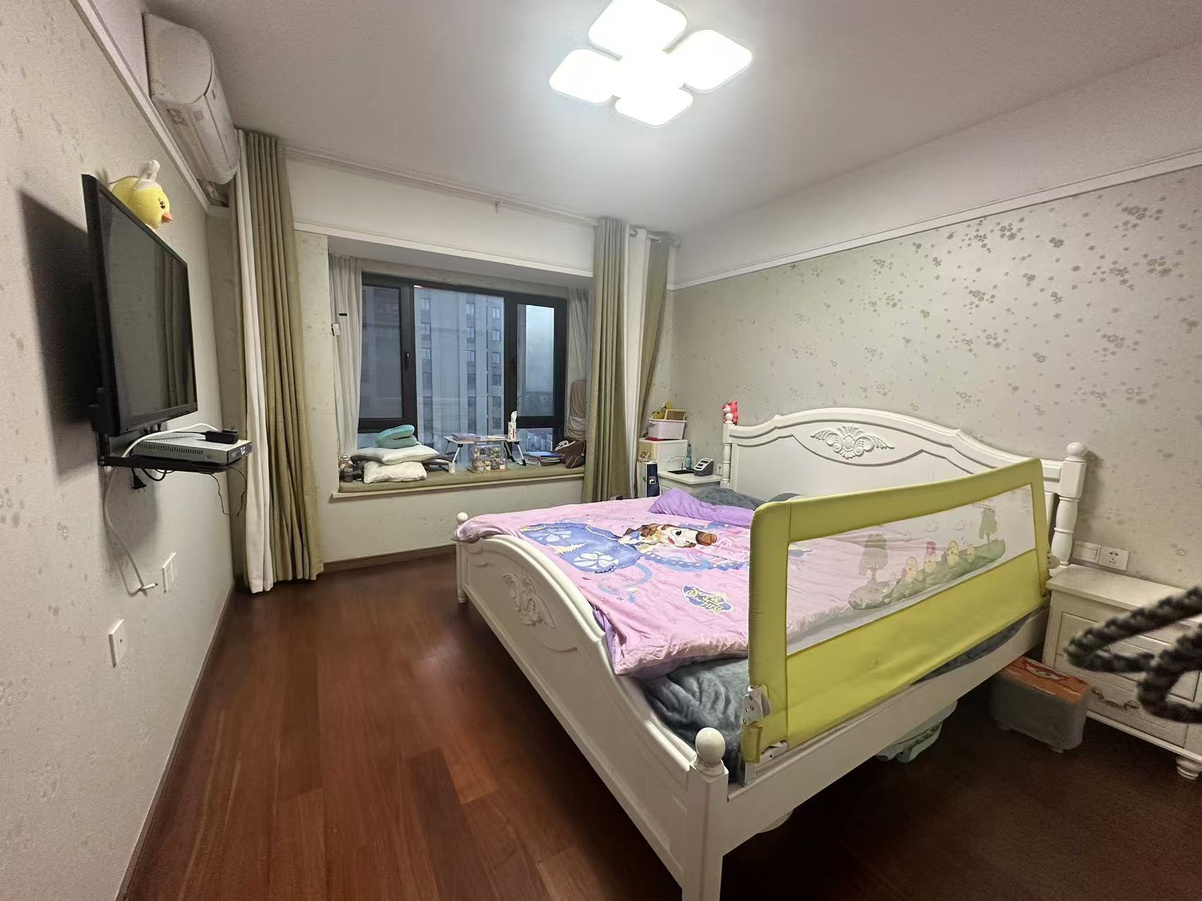 万科濠河传奇 3室2厅1卫 106.60m&sup2;