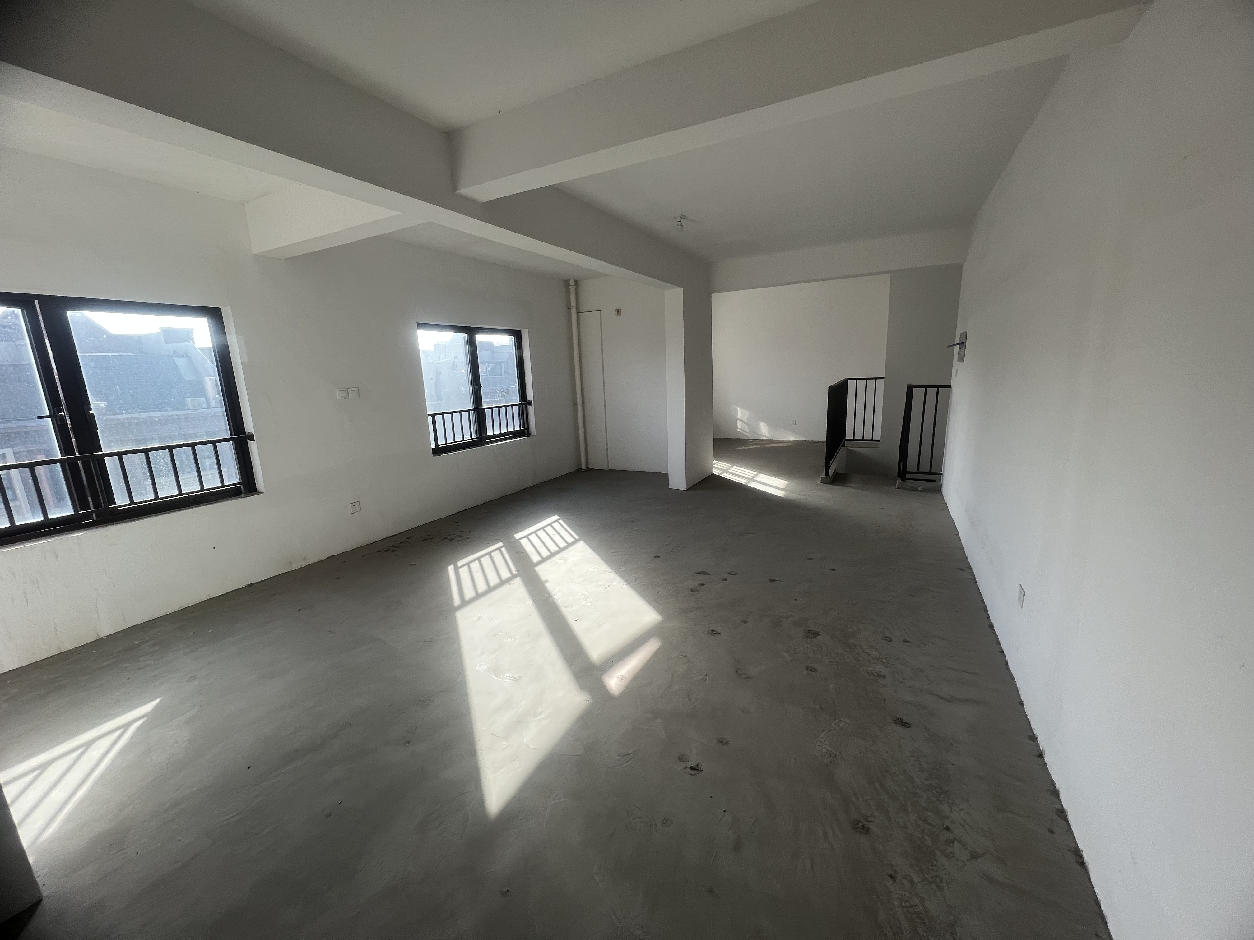 盛和九里香堤二期 4室2厅2卫 183.72m&sup2;