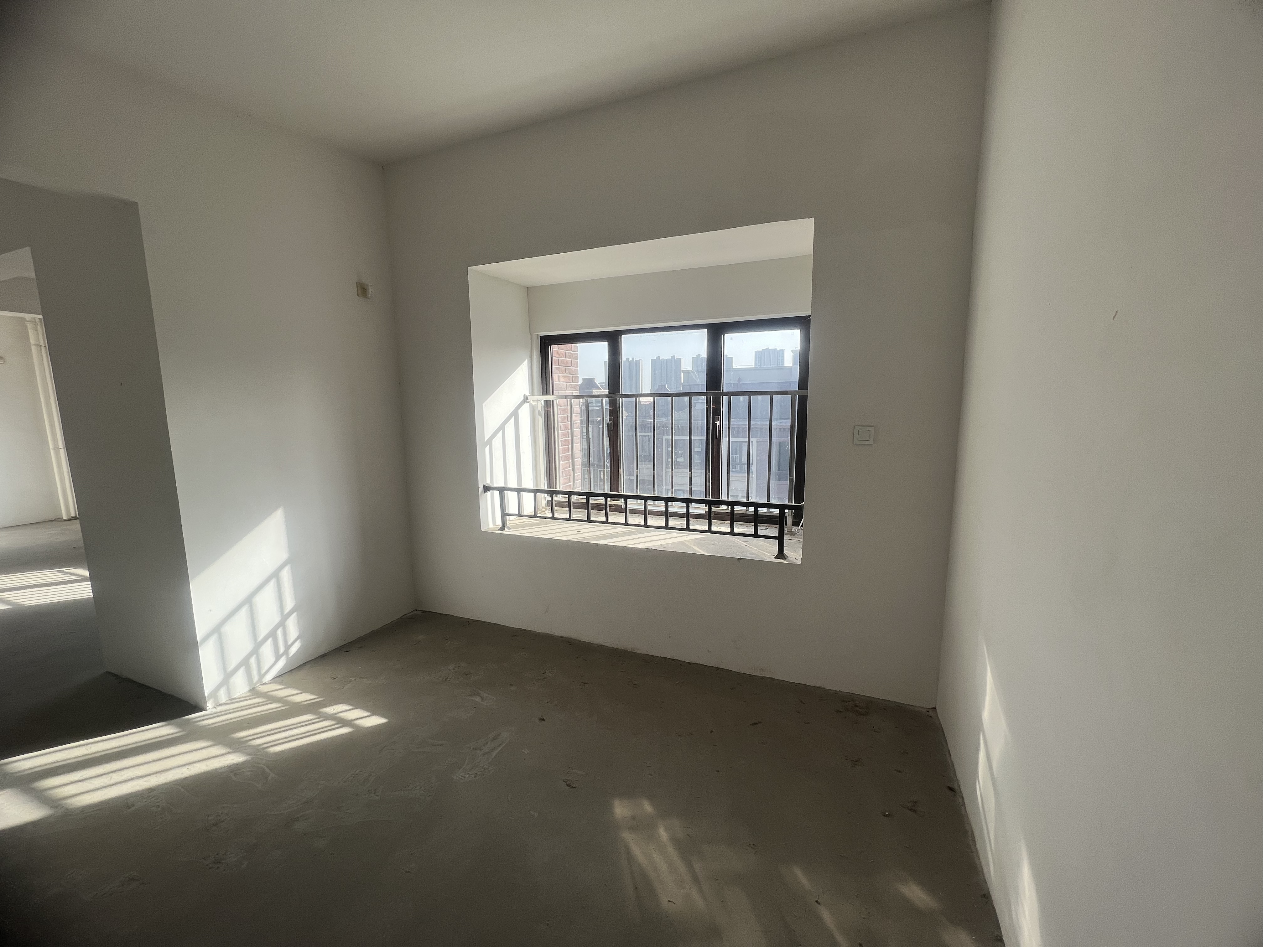 盛和九里香堤二期 4室2厅2卫 183.72m&sup2;