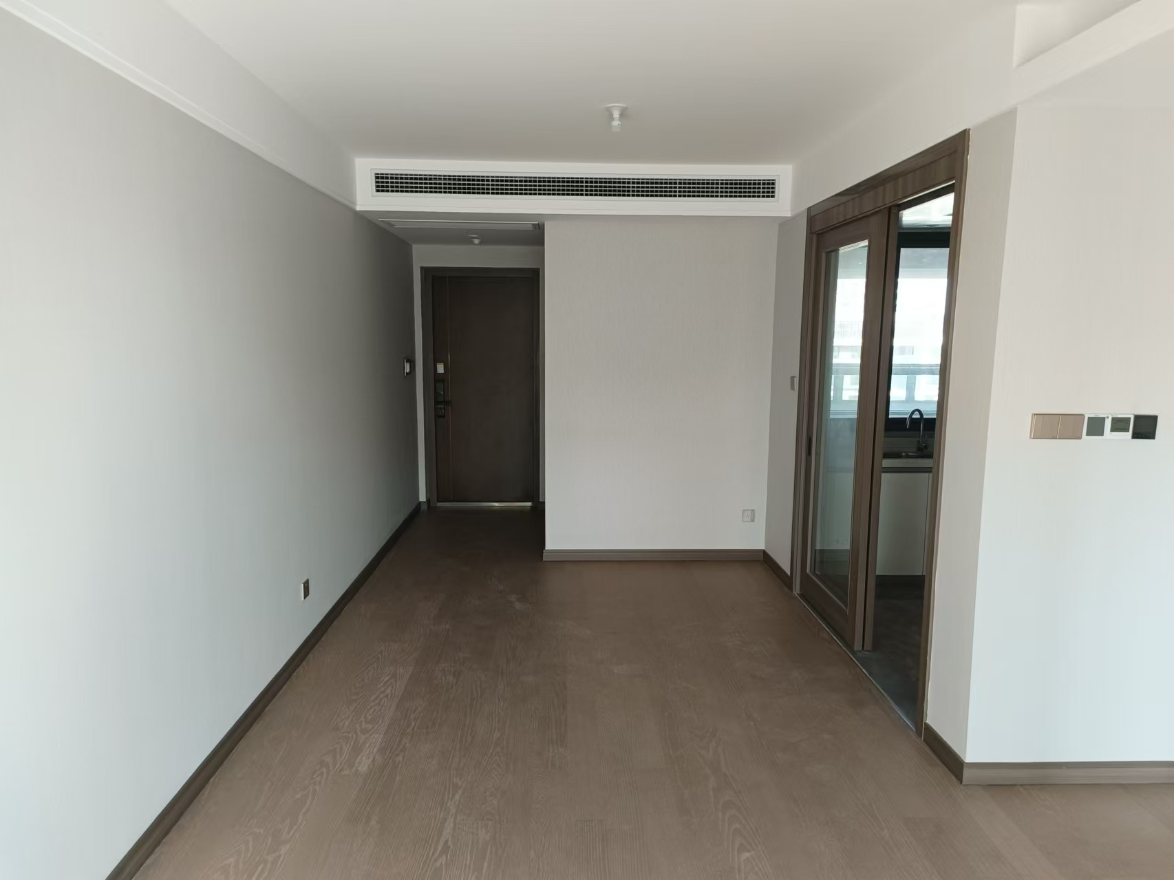 北纬31度 3室2厅1卫 96.86m²