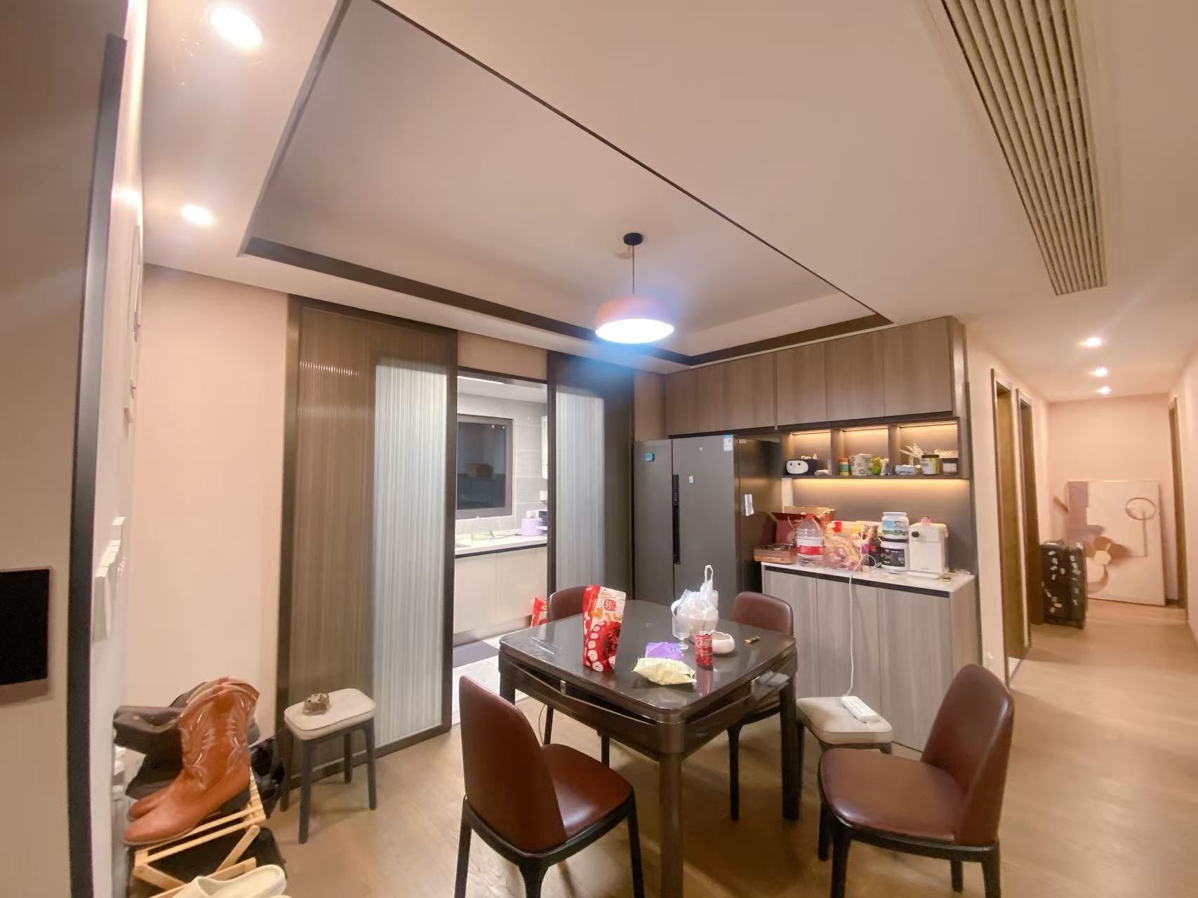 远创东樾 3室2厅2卫 330.18m&sup2;