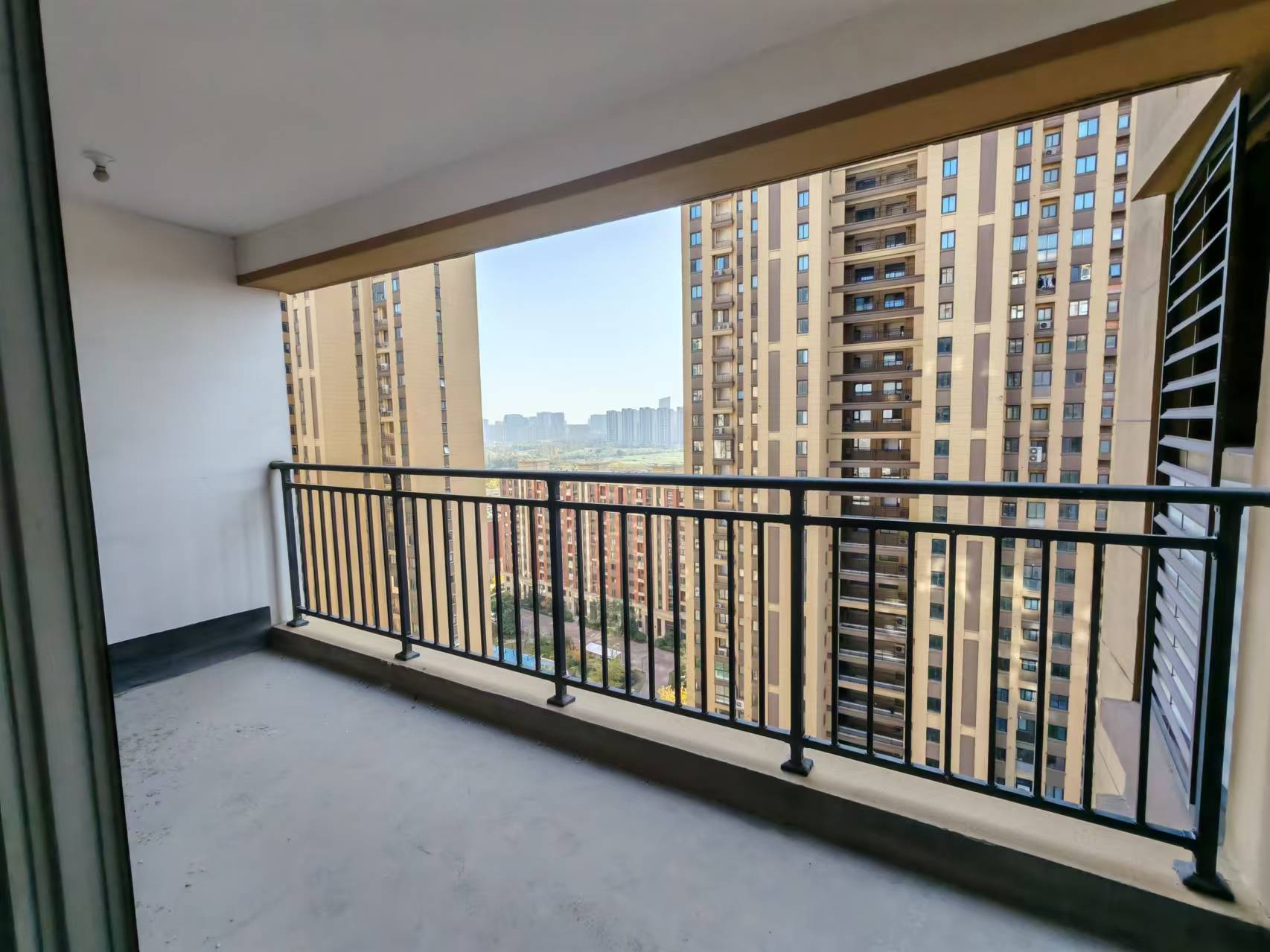 新城香溢紫郡 3室2厅2卫 118m&sup2;