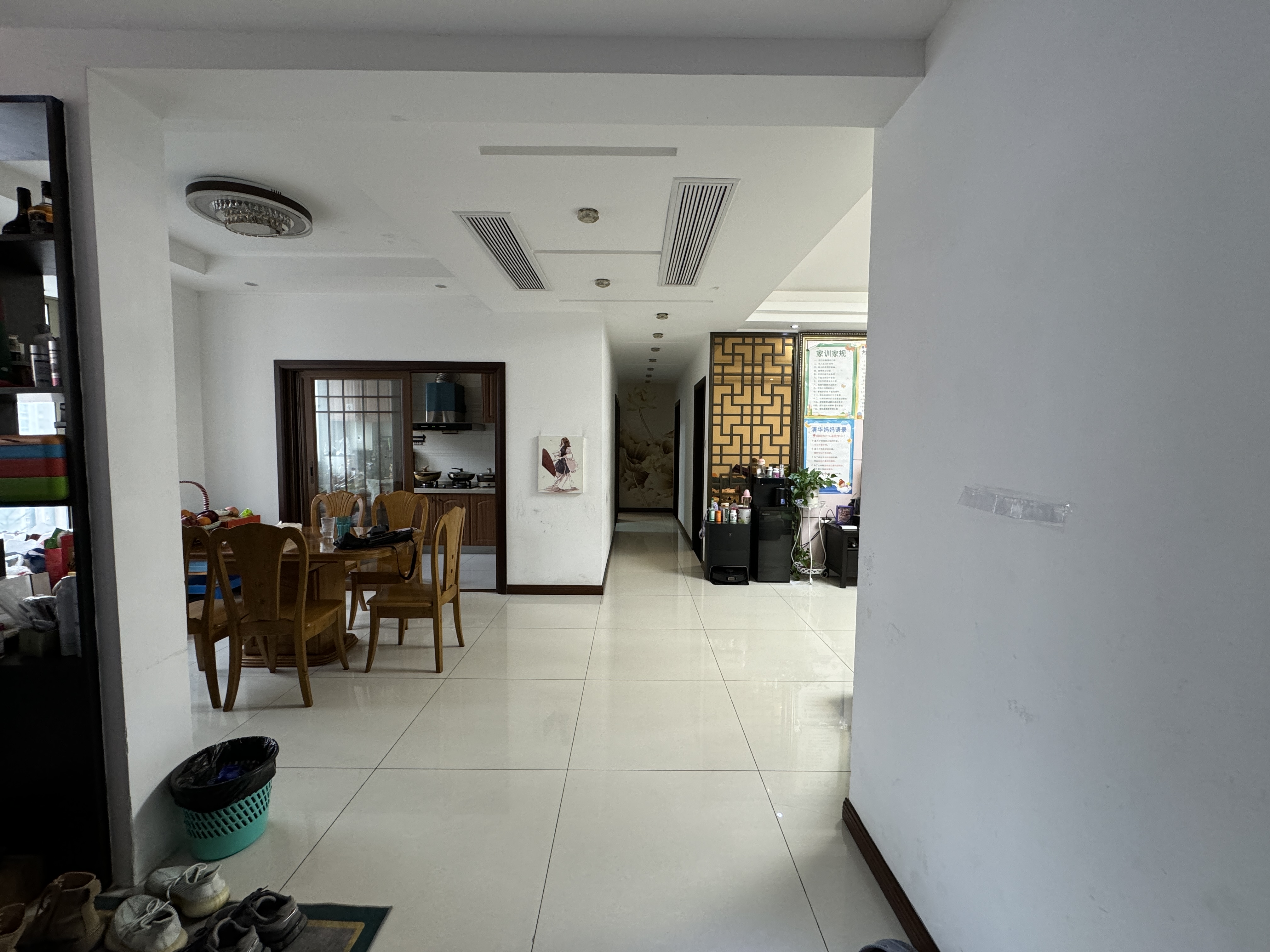 中南世纪花城一期 3室2厅1卫 154.93m&sup2;