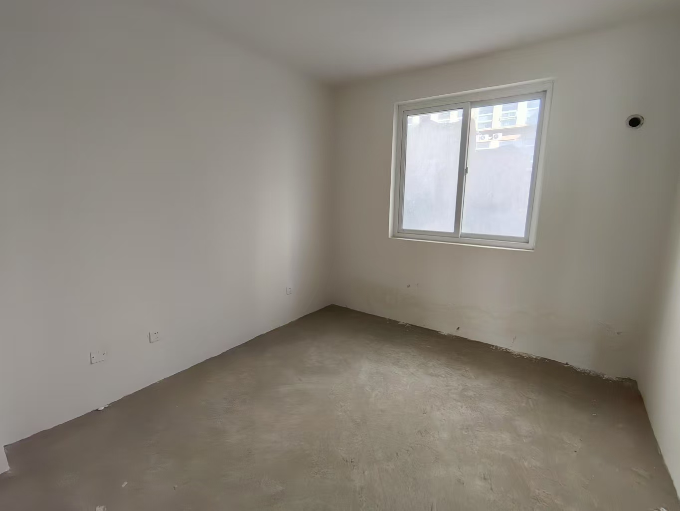 永和花苑 3室2厅2卫 143m&sup2;