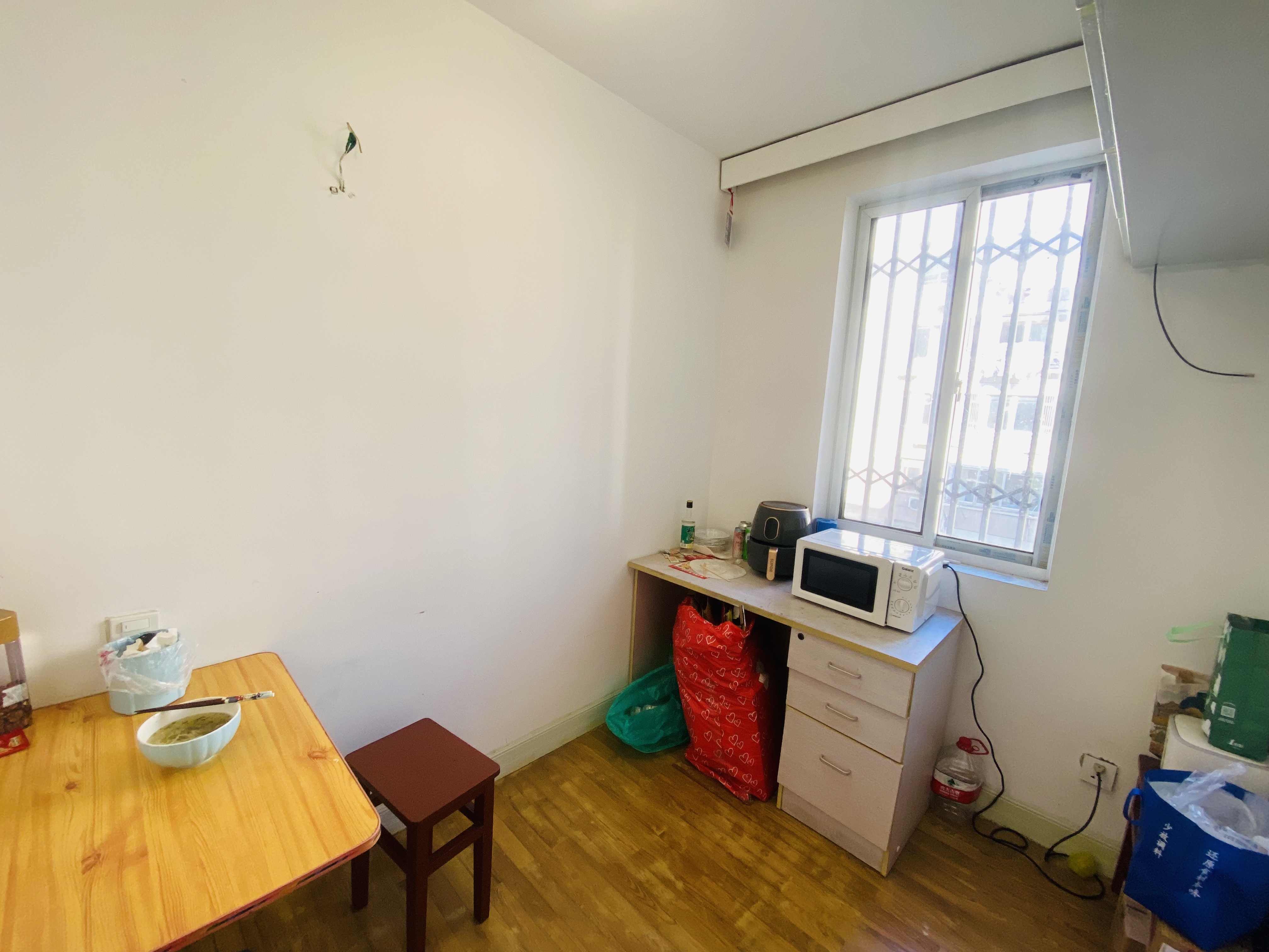 光明南村 3室1厅1卫 76.65m&sup2;