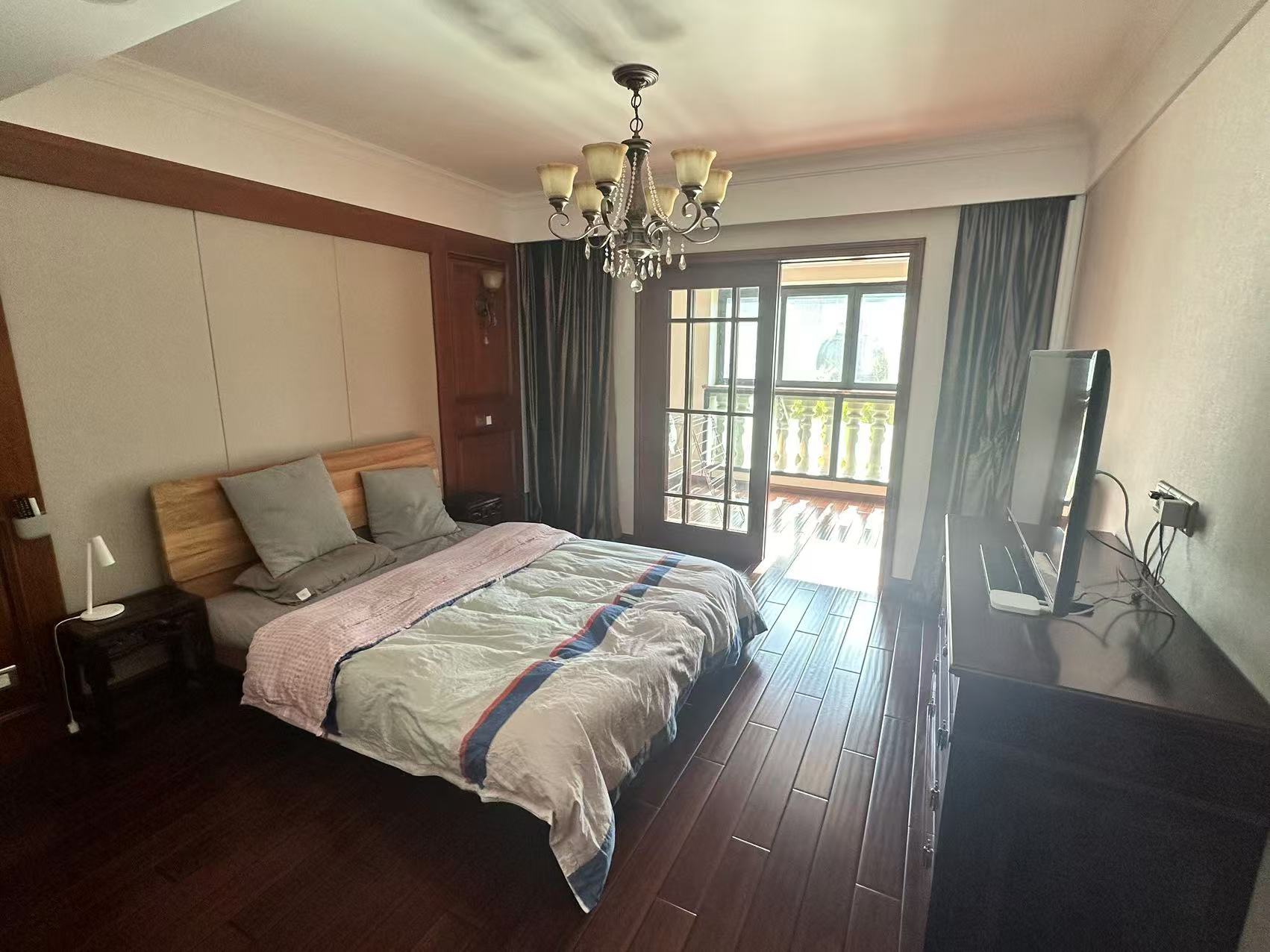 翰林府 3室2厅2卫 163.93m&sup2;